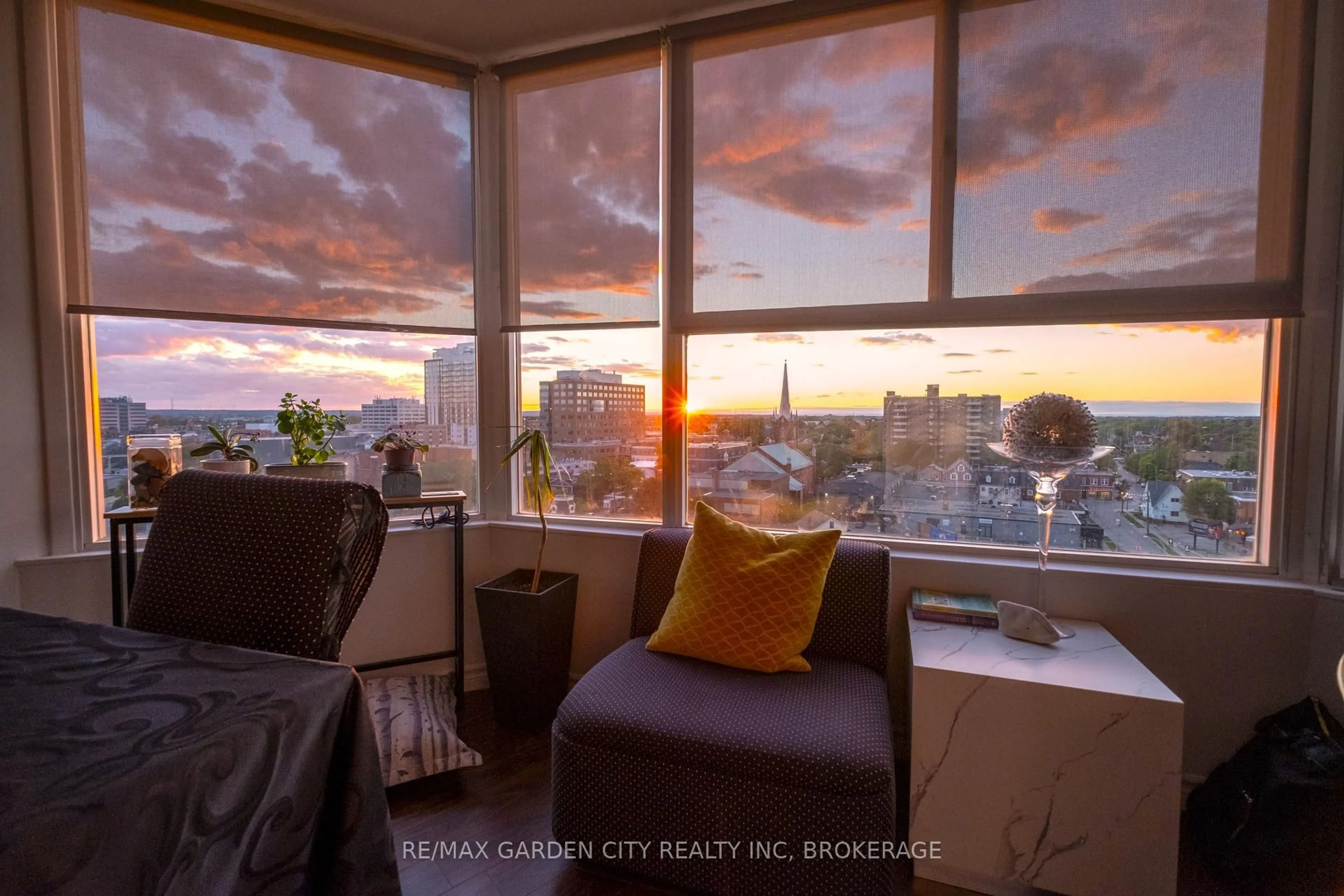 Balcony in the apartment, mountain view for 7 Gale Cres #1111, St. Catharines Ontario L2R 7M8