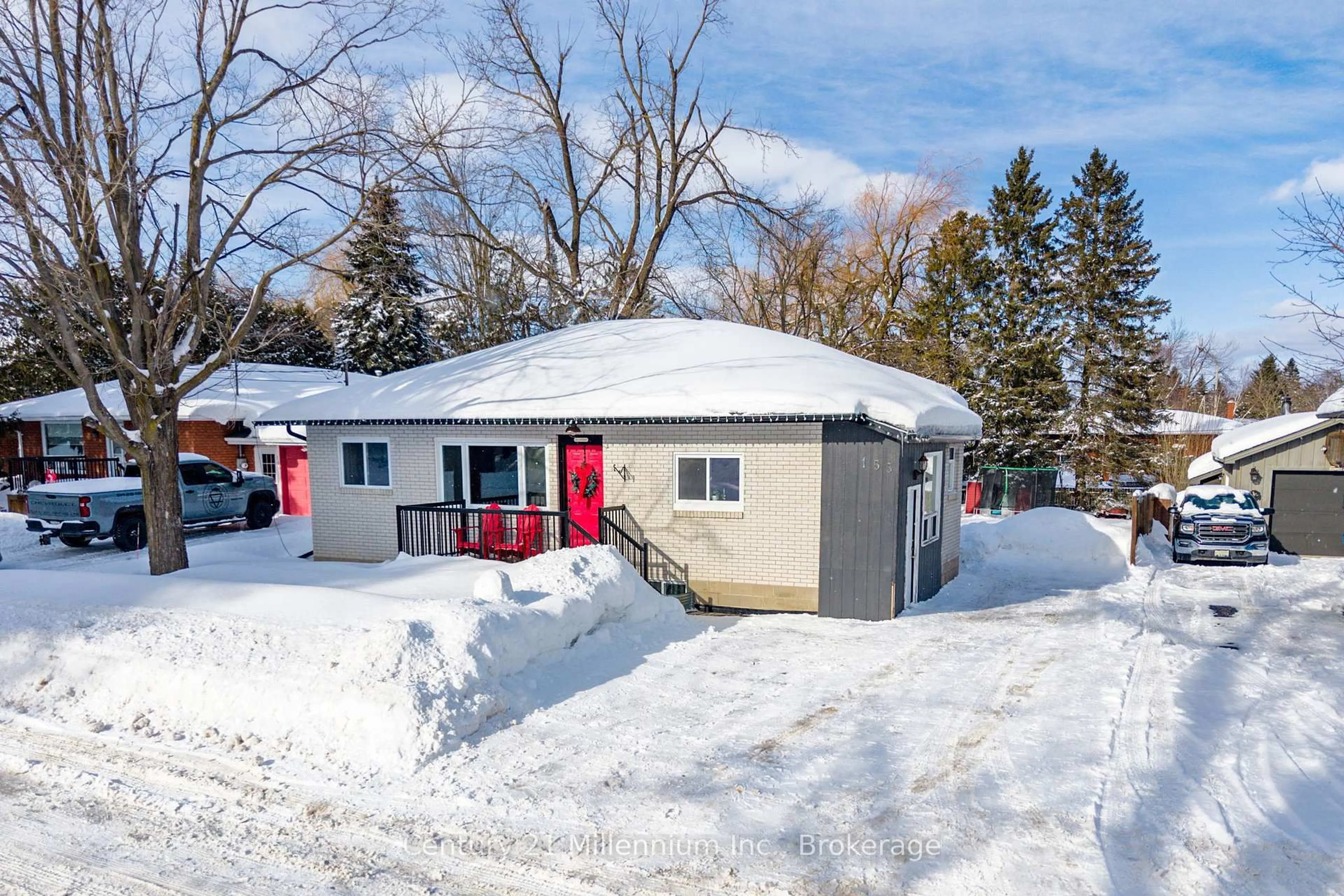 A pic from outside/outdoor area/front of a property/back of a property/a pic from drone, street for 155 Artemesia St, Southgate Ontario N0C 1B0