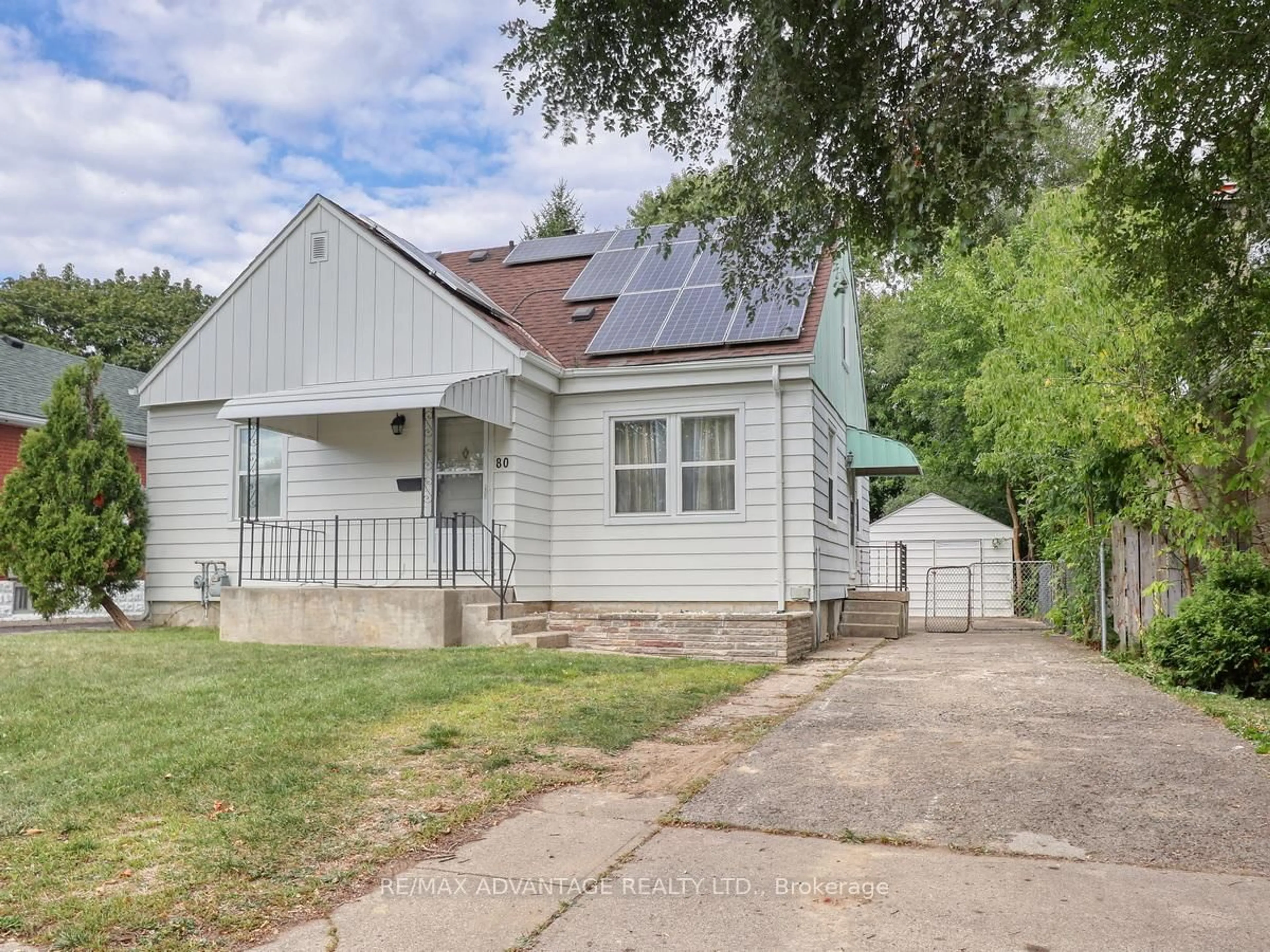 Unknown for 80 Empire St, London East Ontario N5Y 1G7