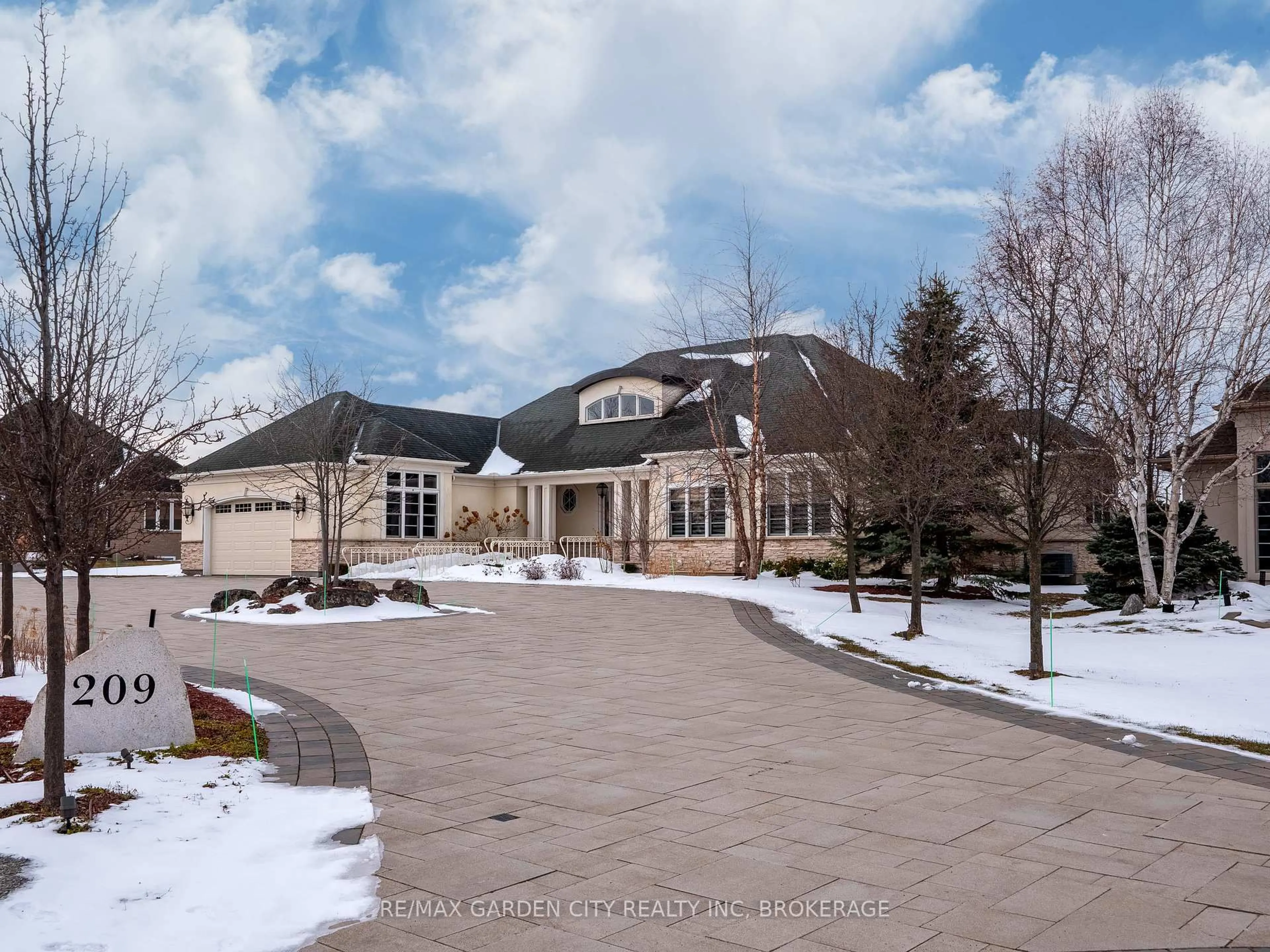 Unknown for 209 Muirfield Tr, Welland Ontario L3B 6H9