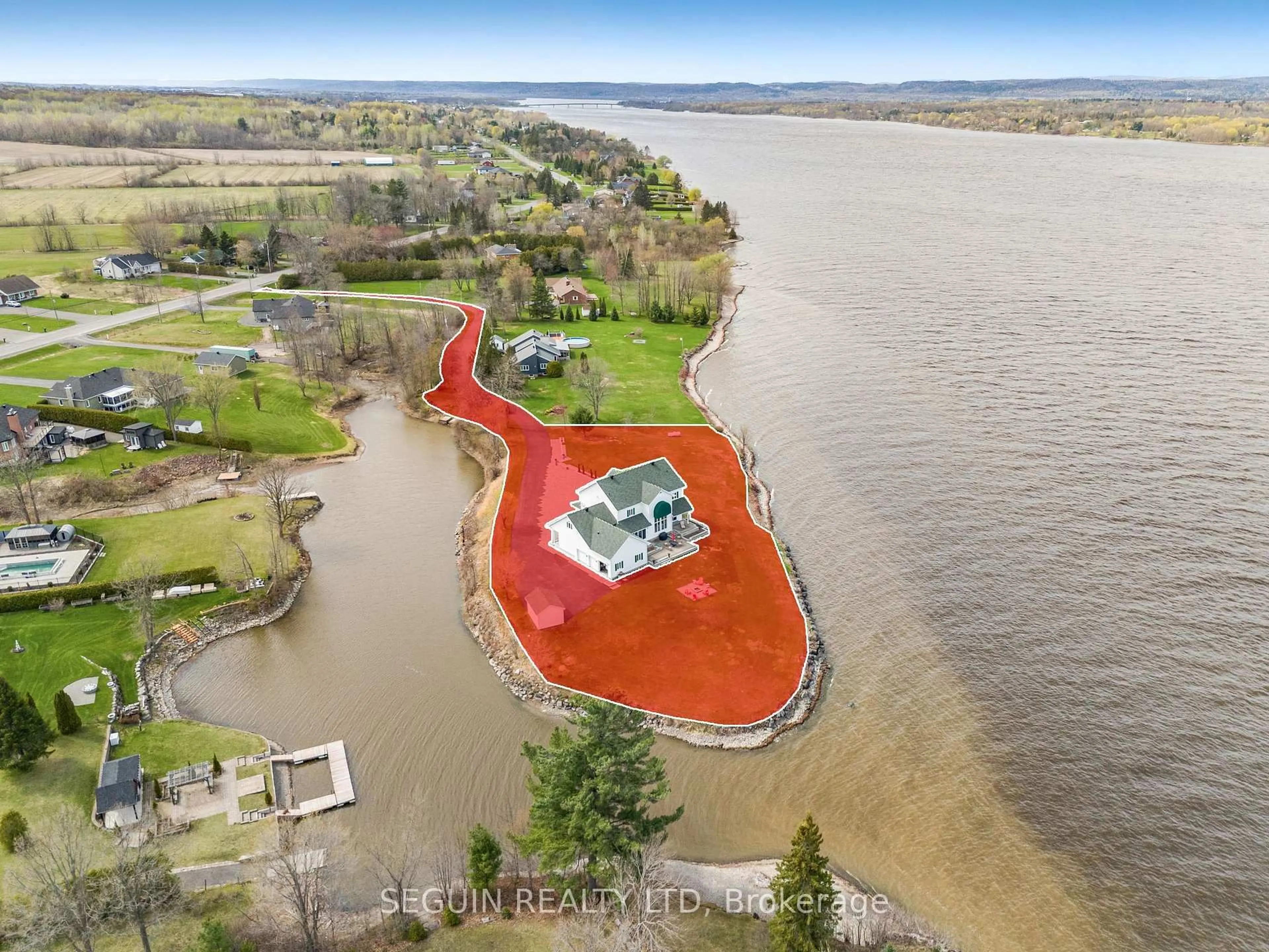A pic from outside/outdoor area/front of a property/back of a property/a pic from drone, water/lake/river/ocean view for 3519 Front Rd, East Hawkesbury Ontario K6A 2R2