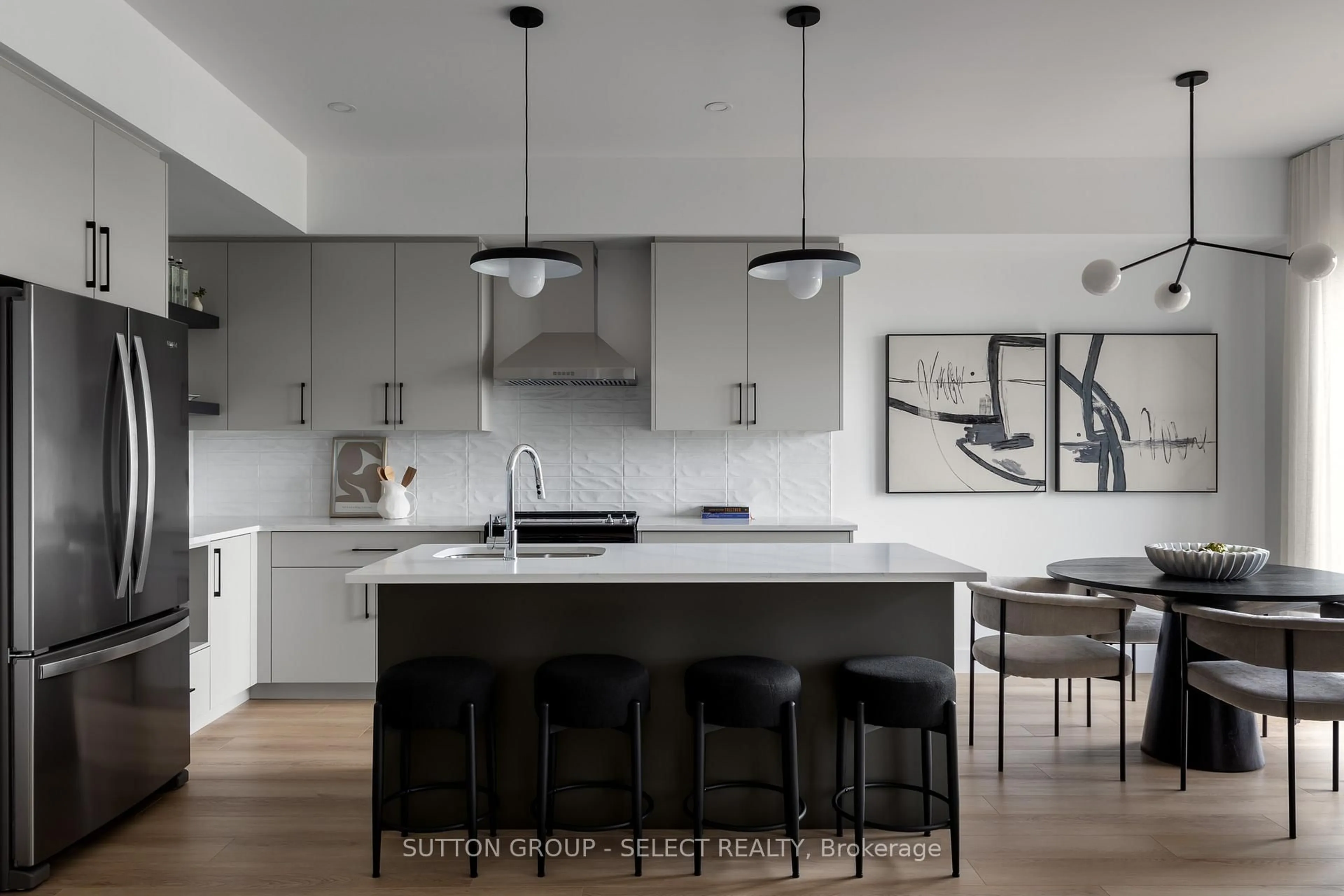 Contemporary kitchen, unknown for 15 Optimist Dr, Southwold Ontario N5P 3T2