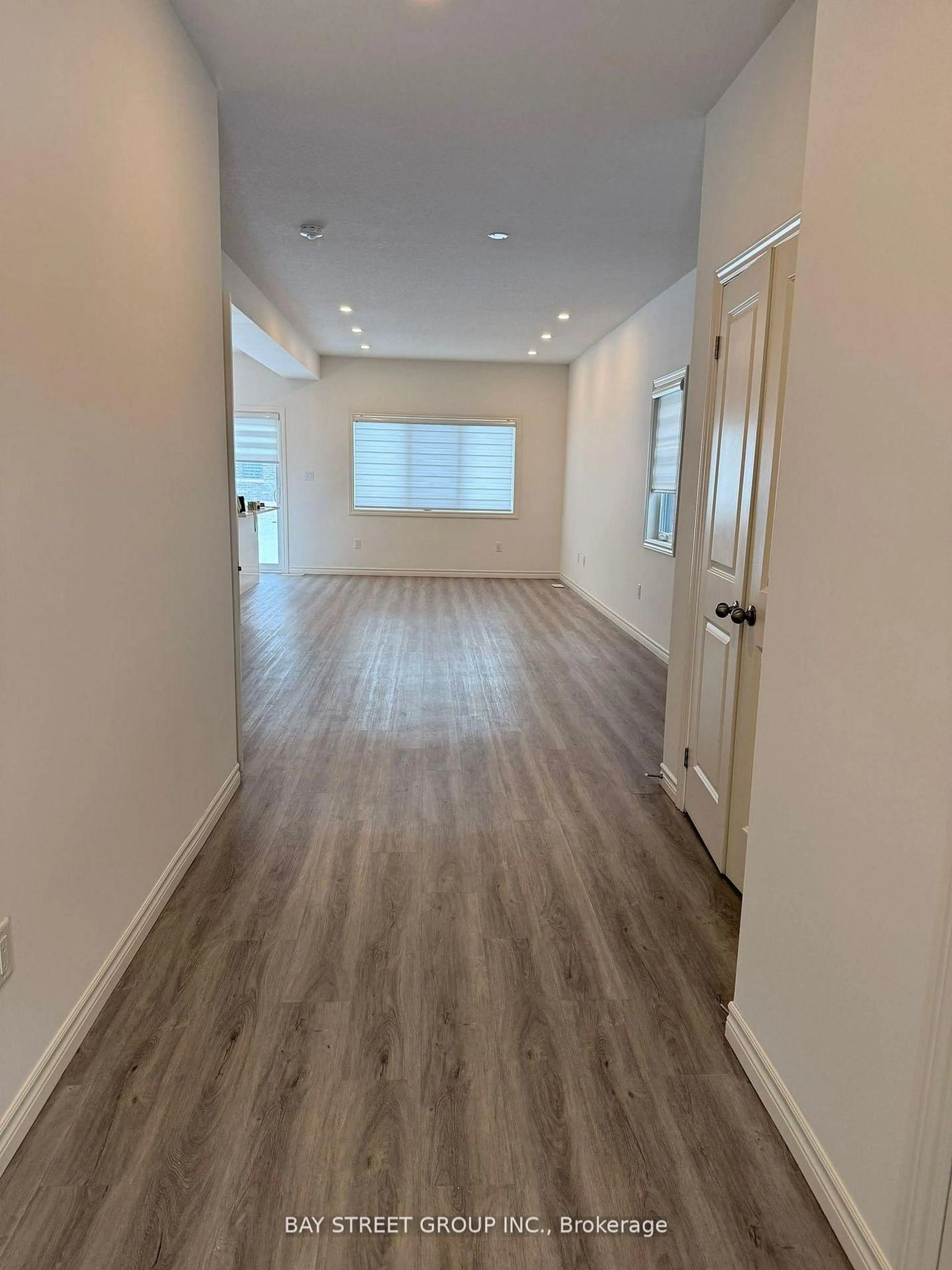 A pic of a room for 126 Byers St, London South Ontario N6L 0G5