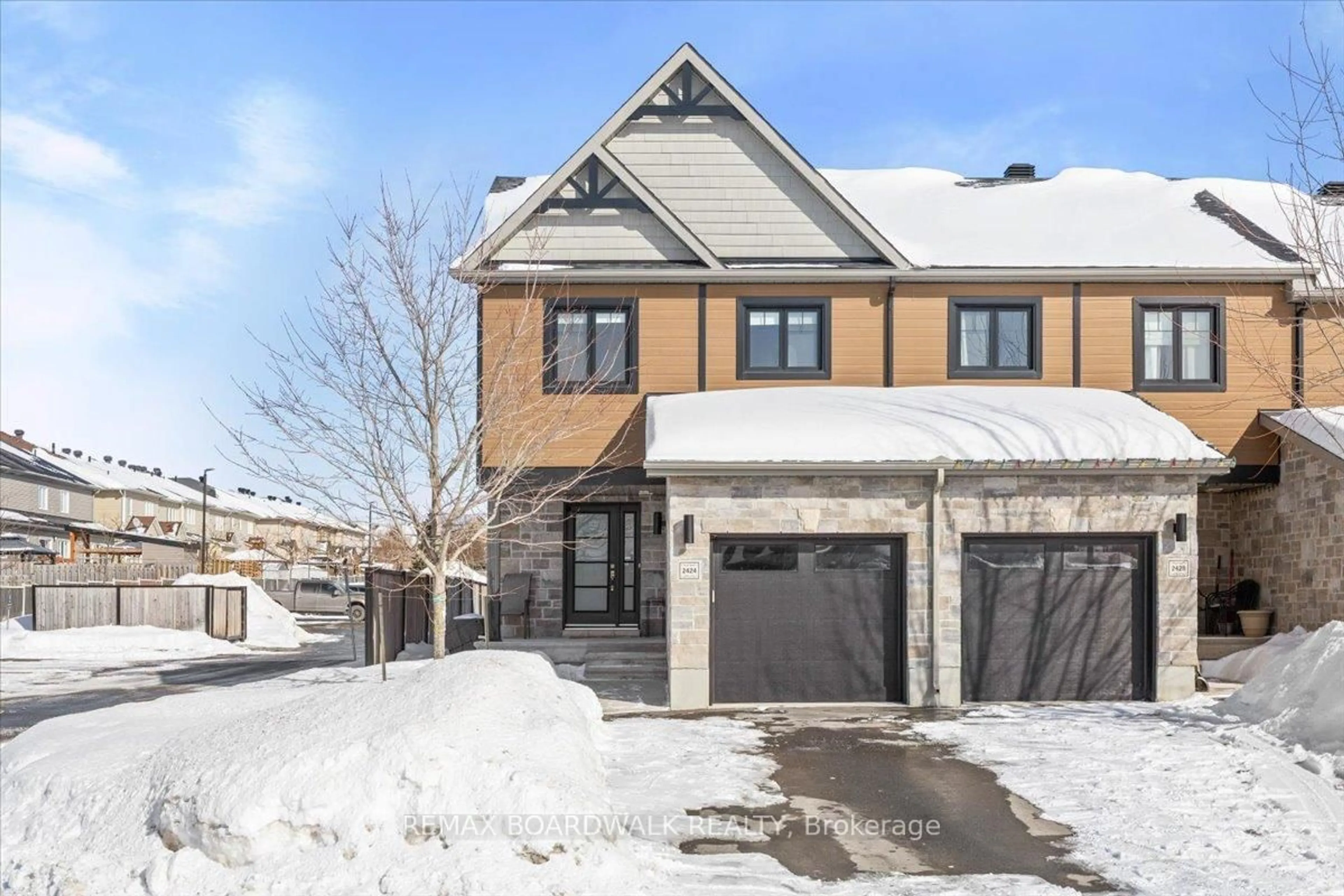 Unknown for 2424 Marble Cres, Clarence-Rockland Ontario K4K 1P6