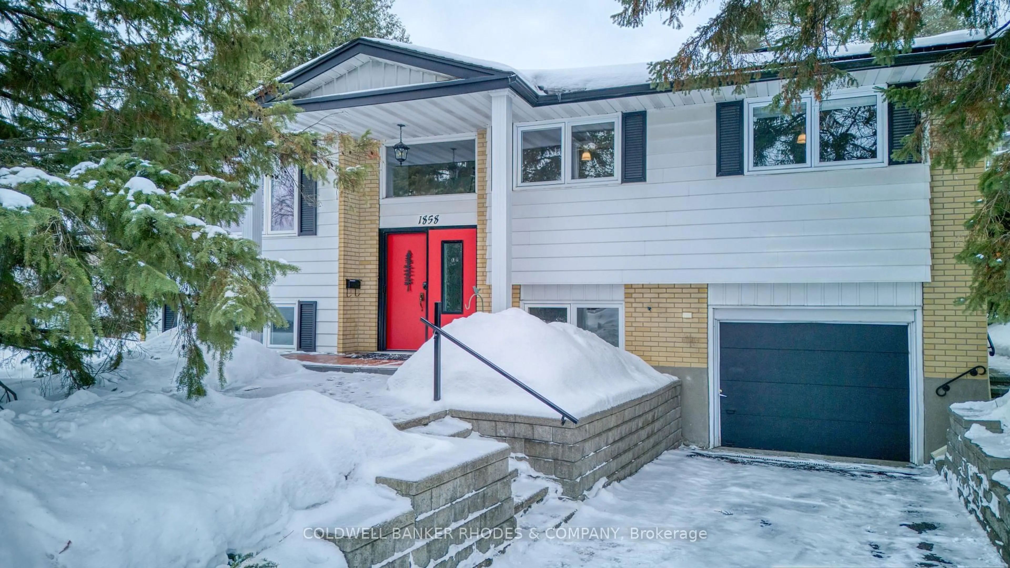 Unknown for 1858 Sharel Dr, Ottawa Ontario K1H 6W4