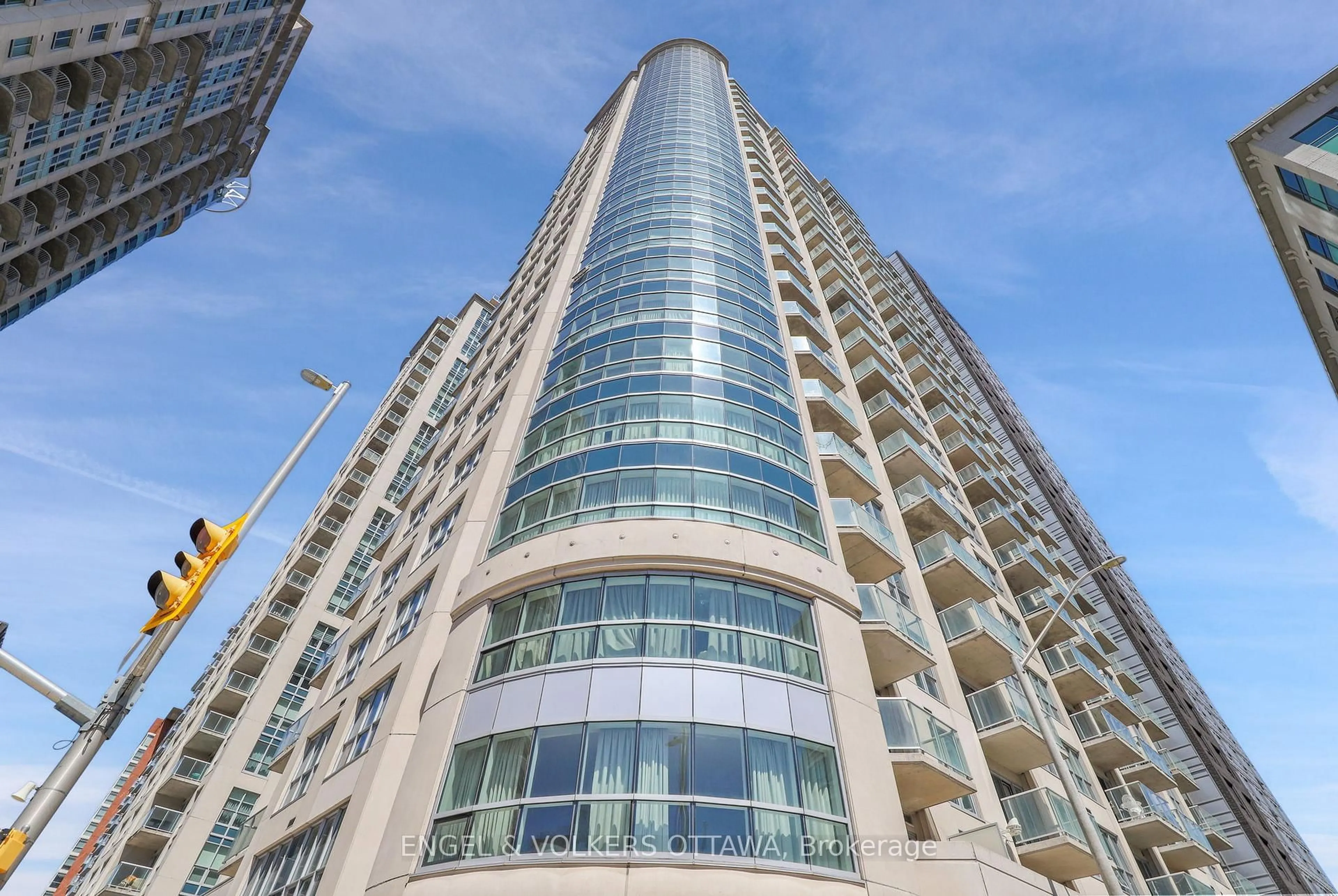 Unknown for 195 Besserer St #202, Ottawa Ontario K1N 0B6