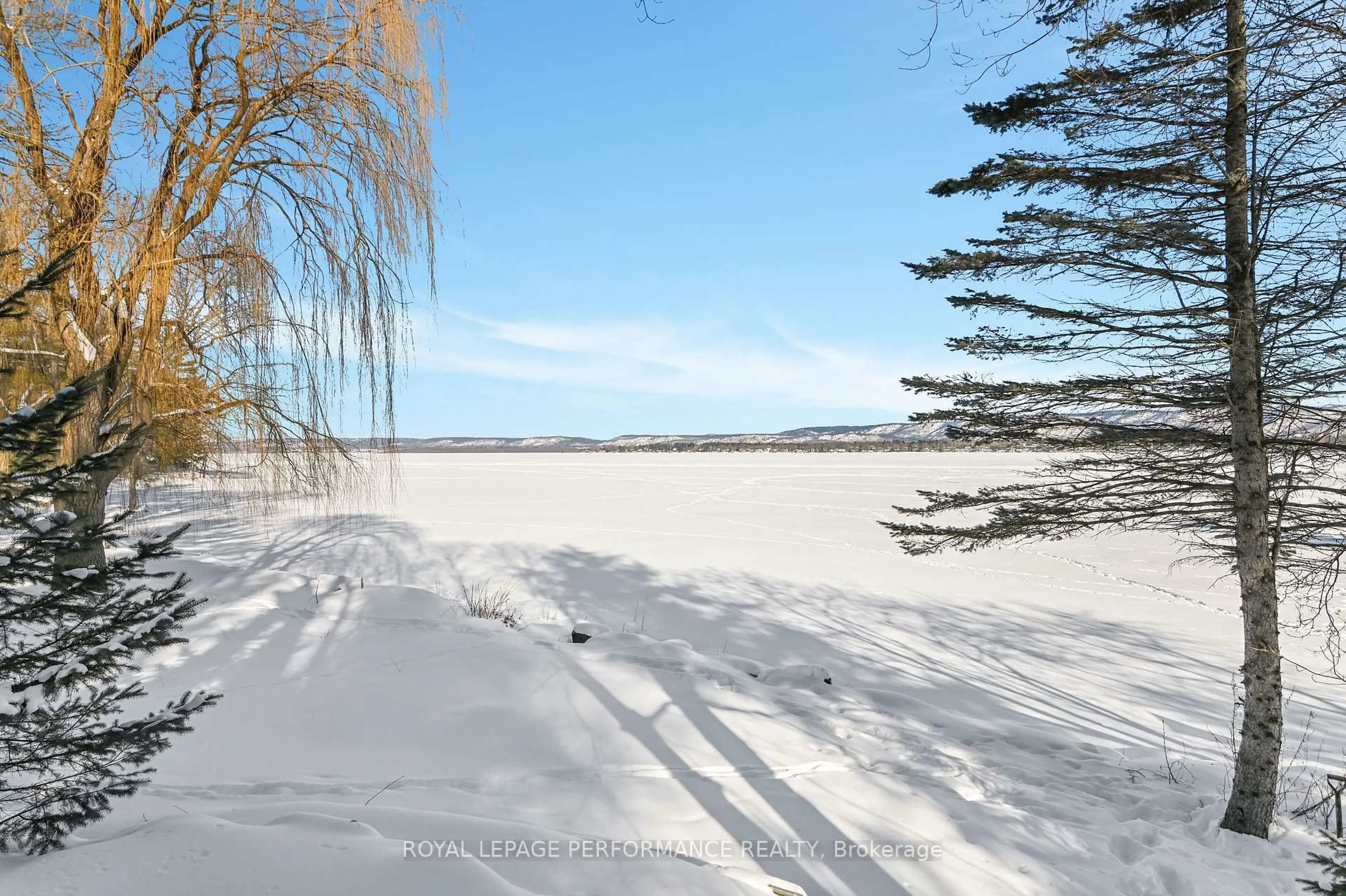 Blurry image for 4004 Armitage Ave, Ottawa Ontario K0A 1T0