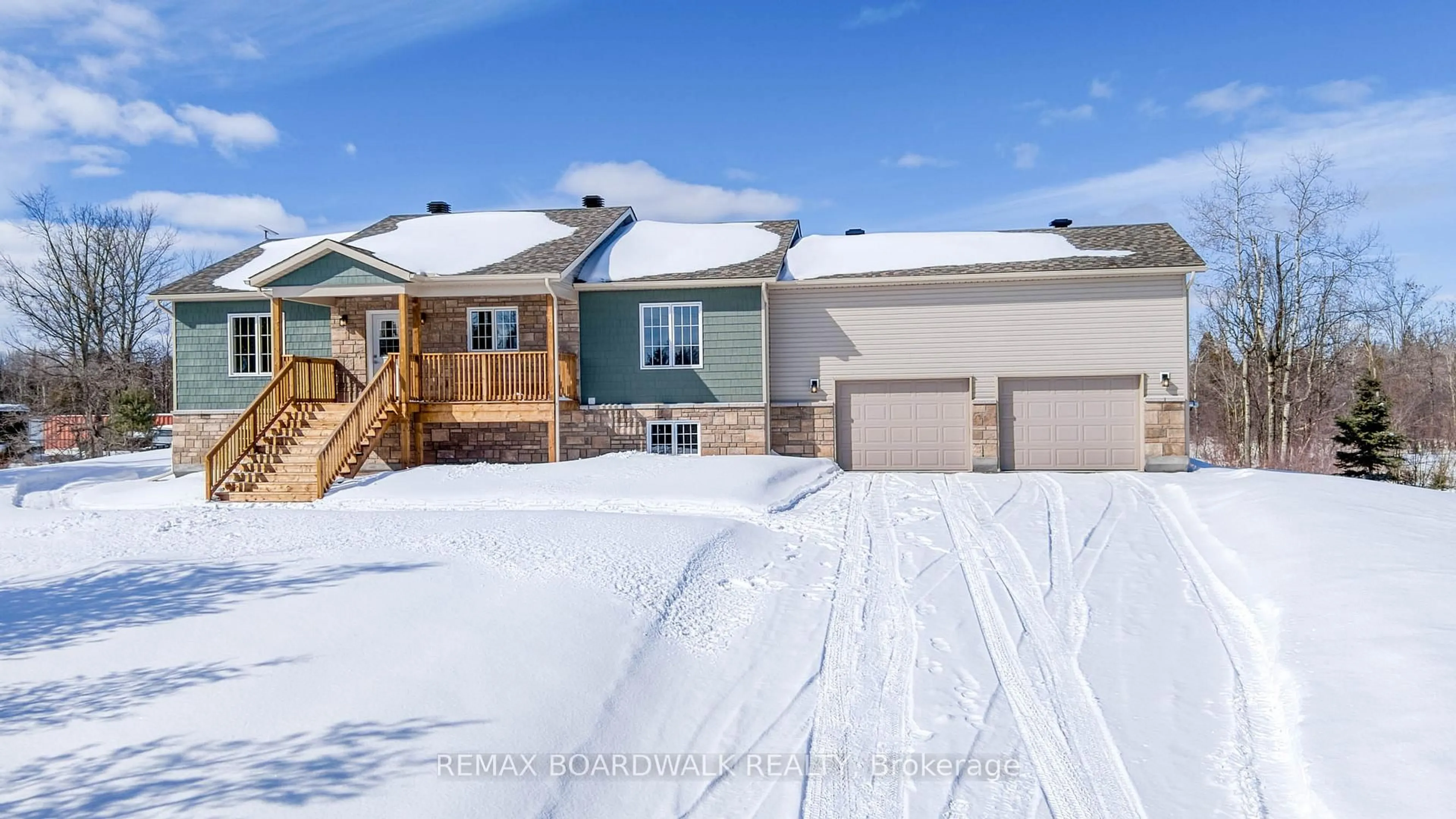 A pic from outside/outdoor area/front of a property/back of a property/a pic from drone, street for 1294 Nolans Rd, Smiths Falls Ontario K7A 4S6