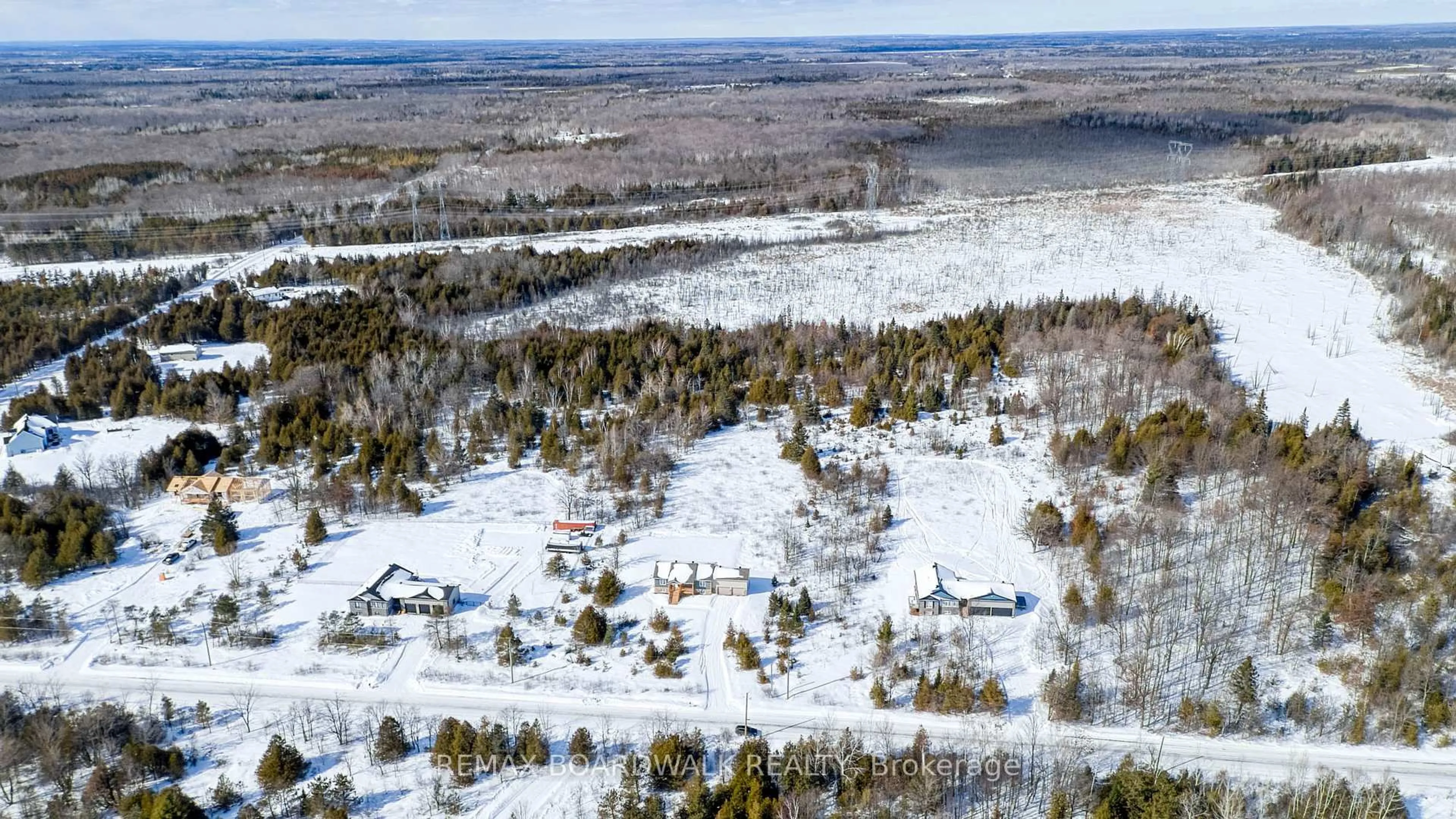 A pic from outside/outdoor area/front of a property/back of a property/a pic from drone, unknown for 1294 Nolans Rd, Smiths Falls Ontario K7A 4S6