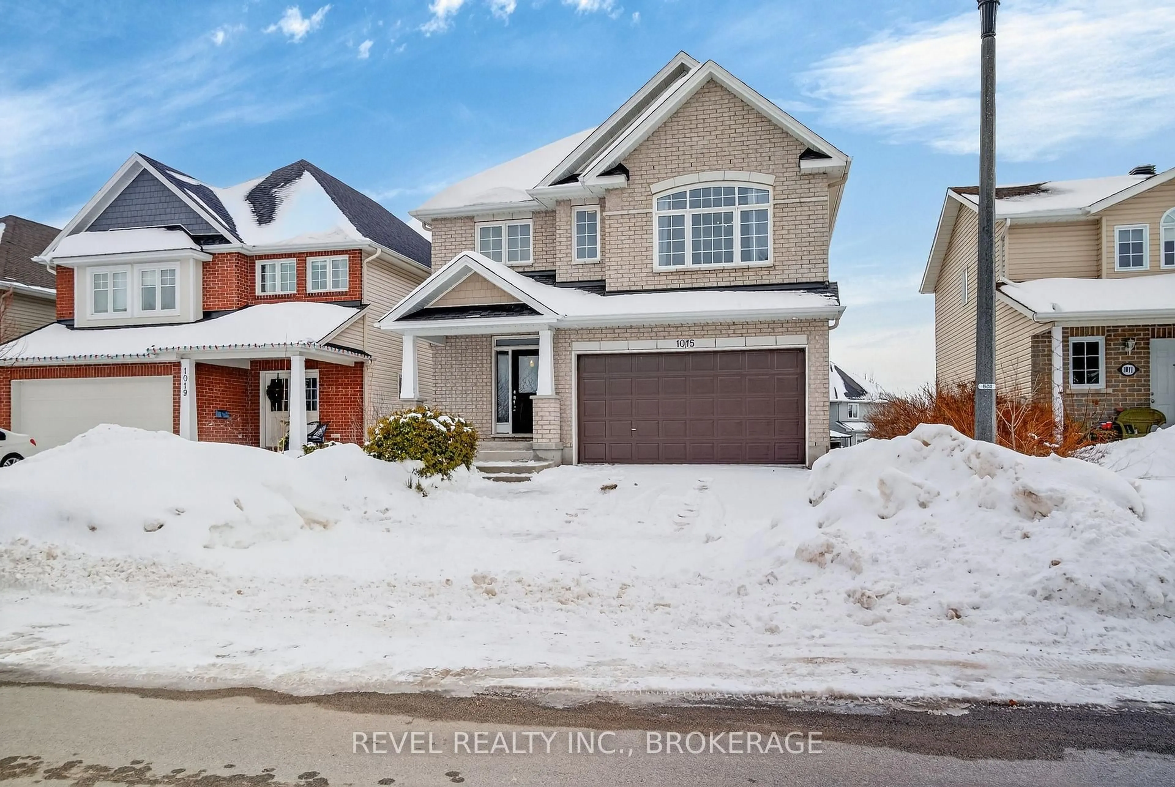 Home with brick exterior material, street for 1015 Bluffwood Ave, Kingston Ontario K7K 7K6