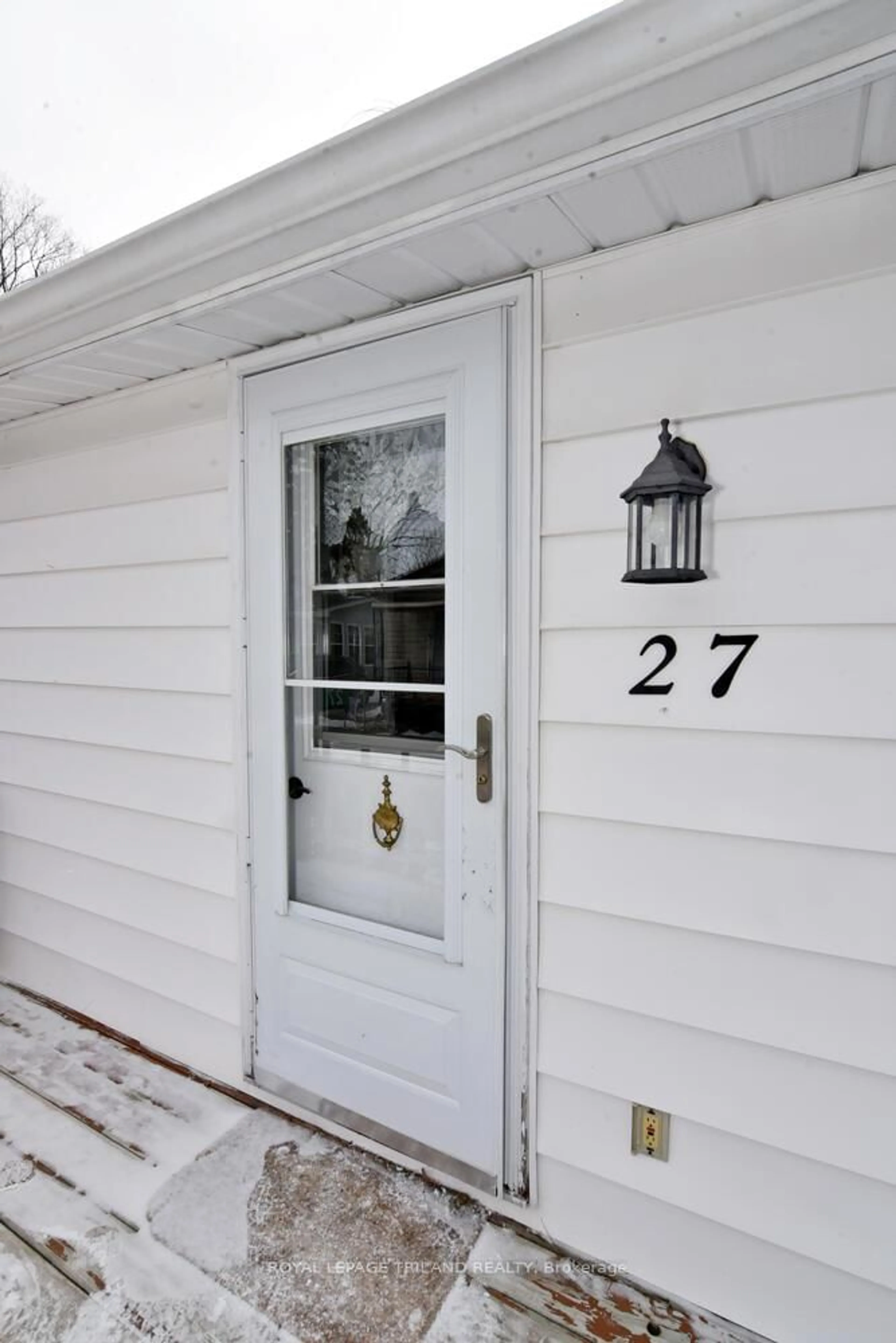 Unknown for 9385 Ipperwash Rd #27, Lambton Shores Ontario N0N 1J3