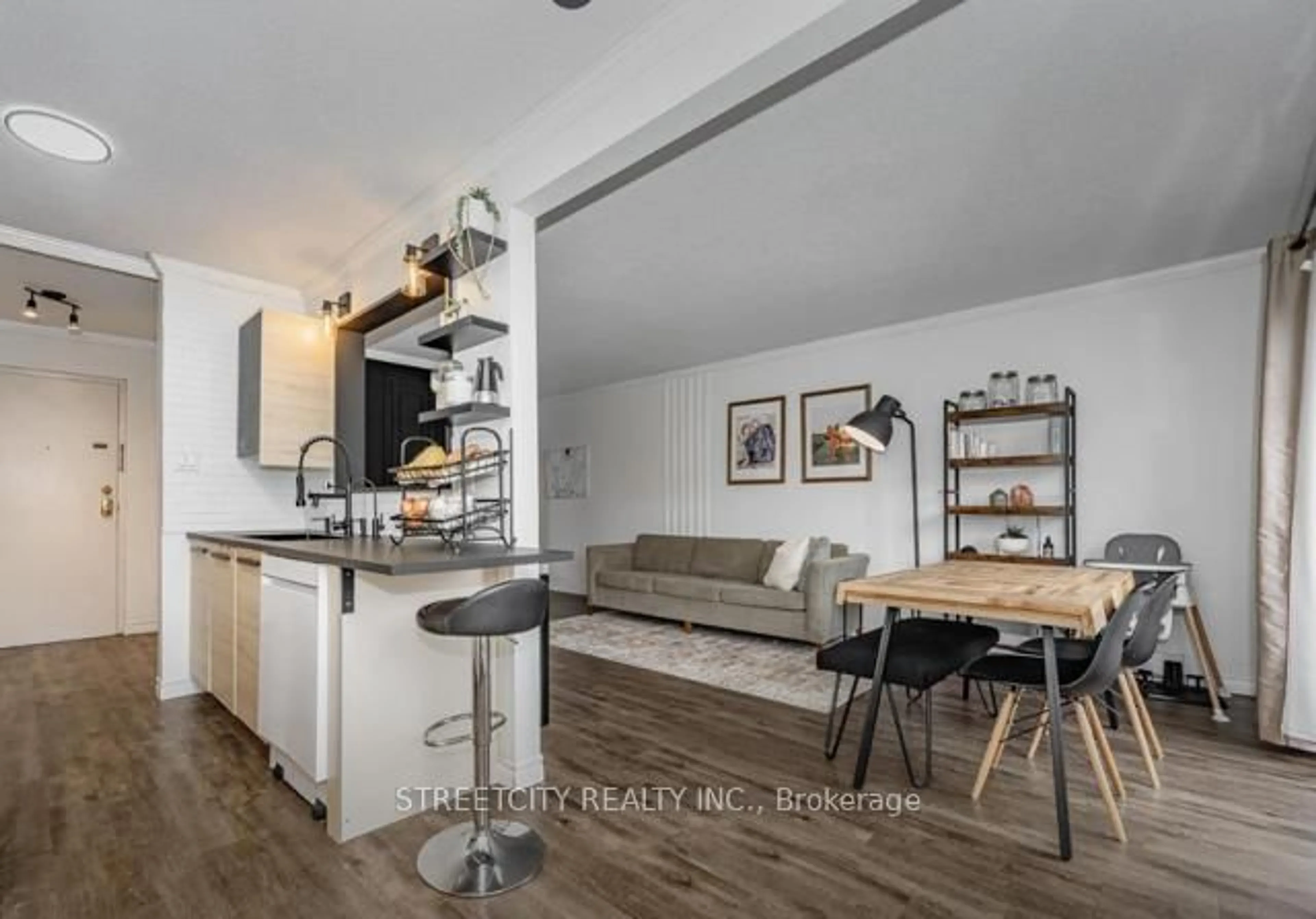 Open concept kitchen, wood/laminate floor for 30 Flamingo Dr #3, Woolwich Ontario N3B 1V5