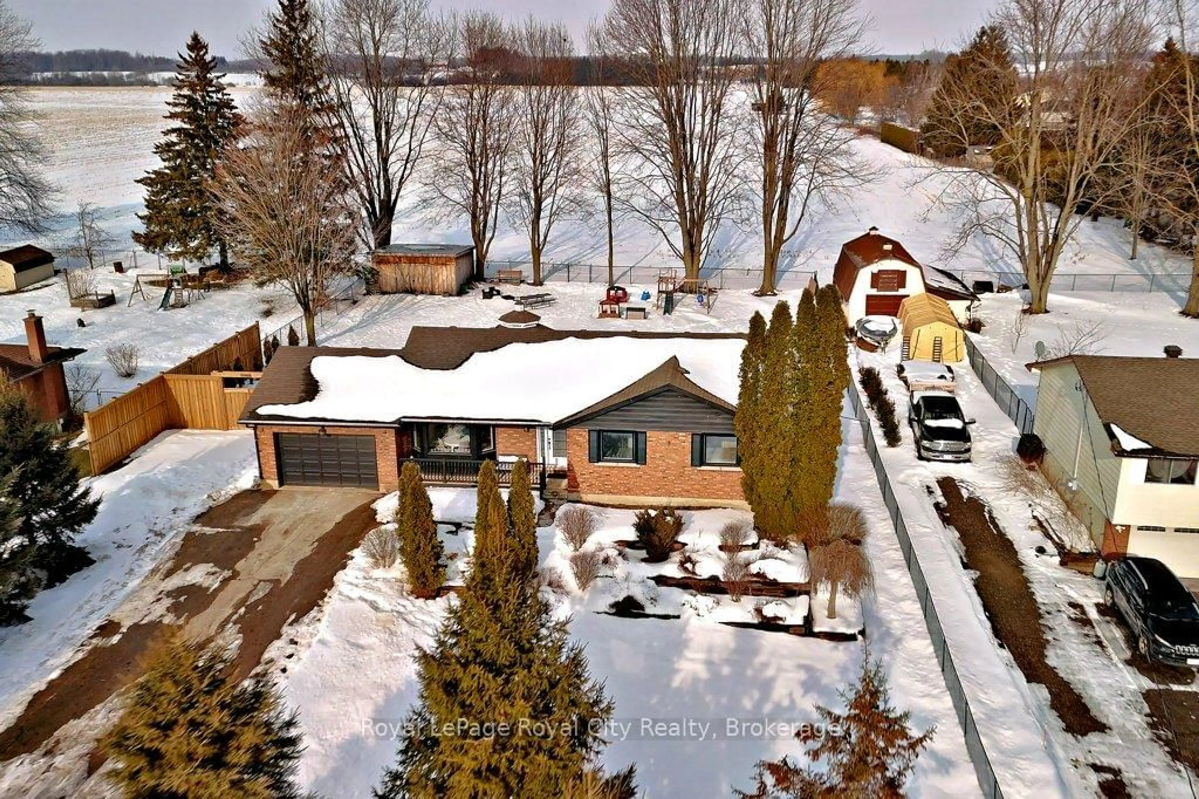 A pic from outside/outdoor area/front of a property/back of a property/a pic from drone, street for 5749 Second Line, Guelph/Eramosa Ontario N0B 1B0