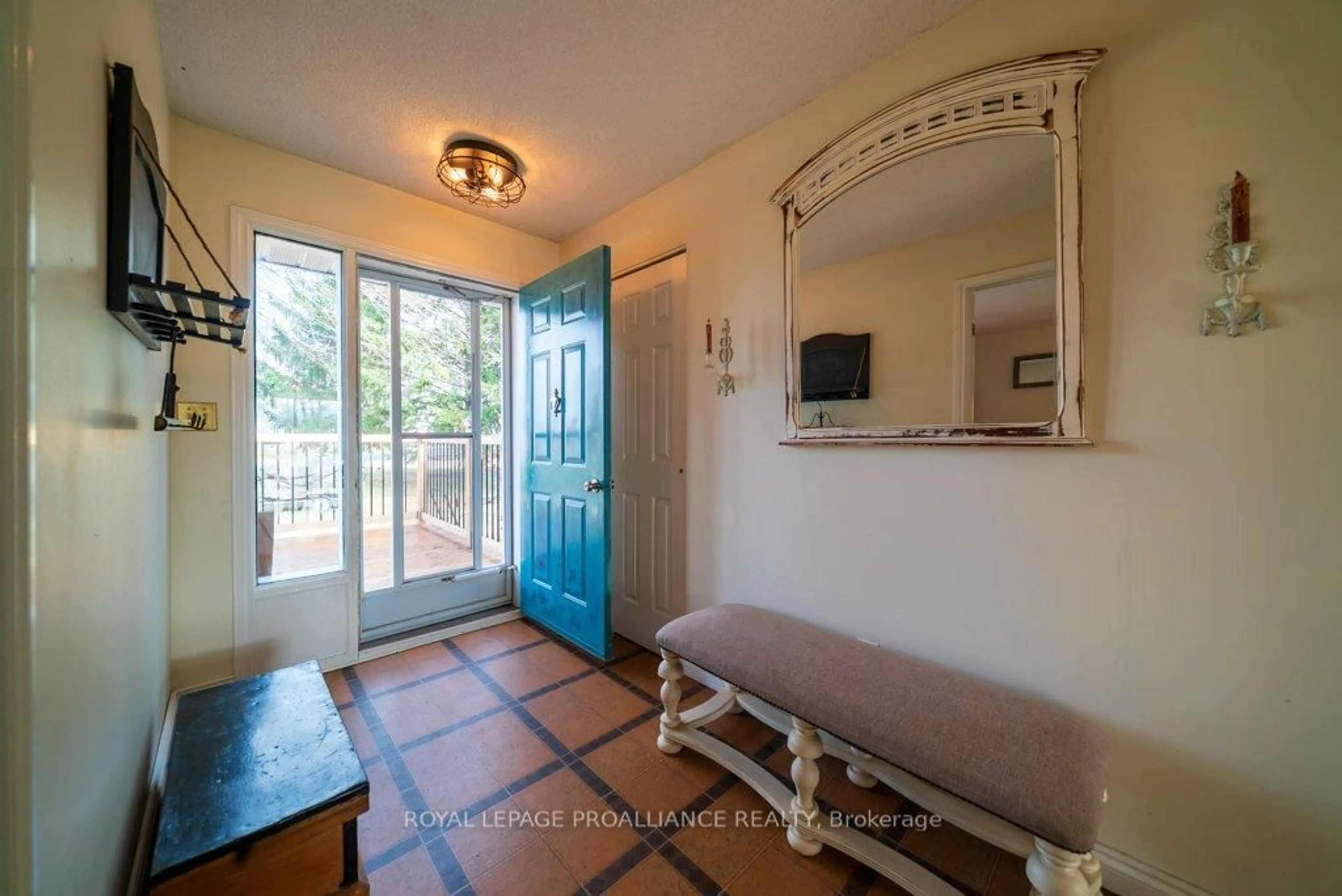 Indoor entryway for 26 Dollar Cres, Napanee Ontario K7R 3K7