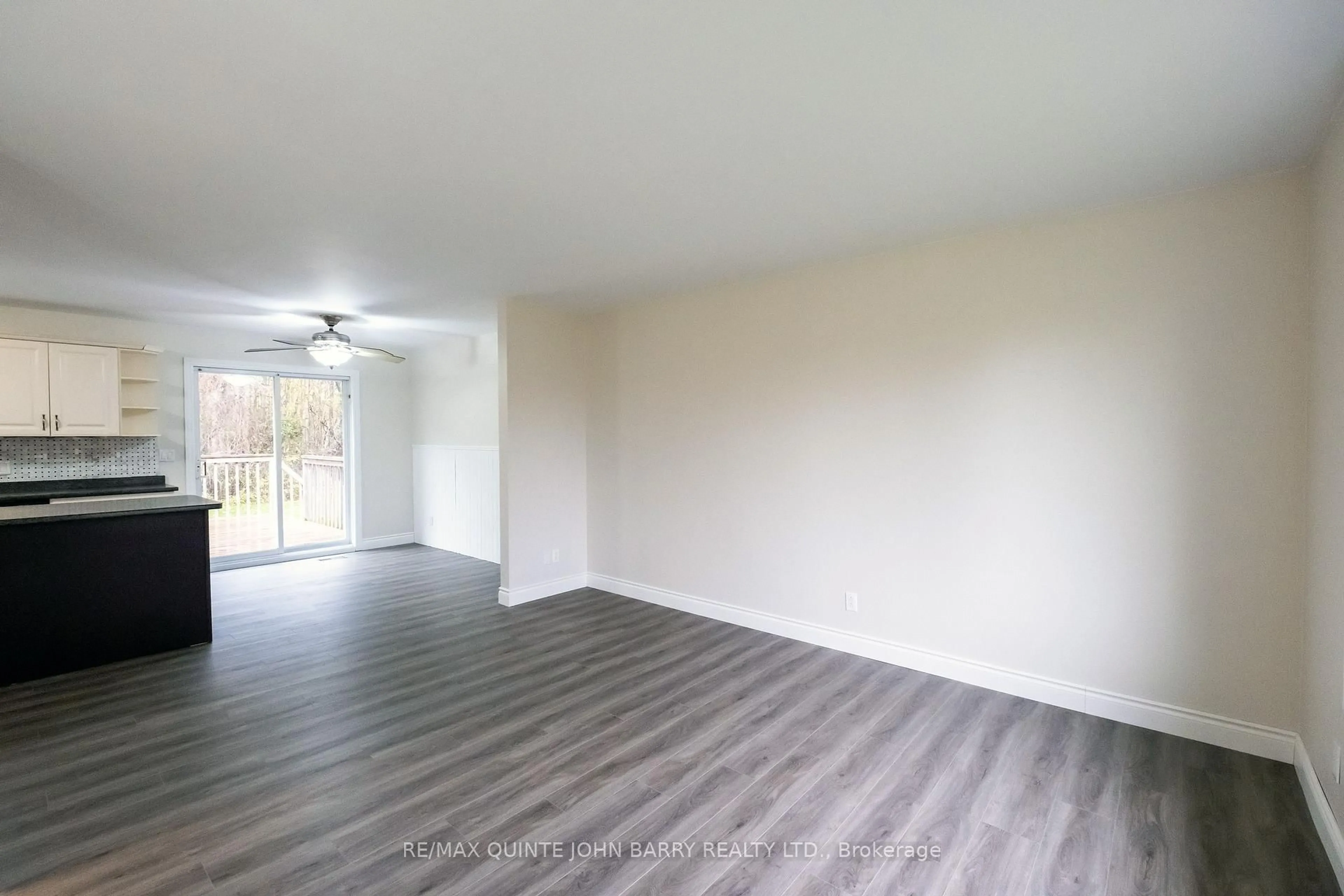 A pic of a room for 113 Barcovan Beach Rd, Quinte West Ontario K0K 1L0