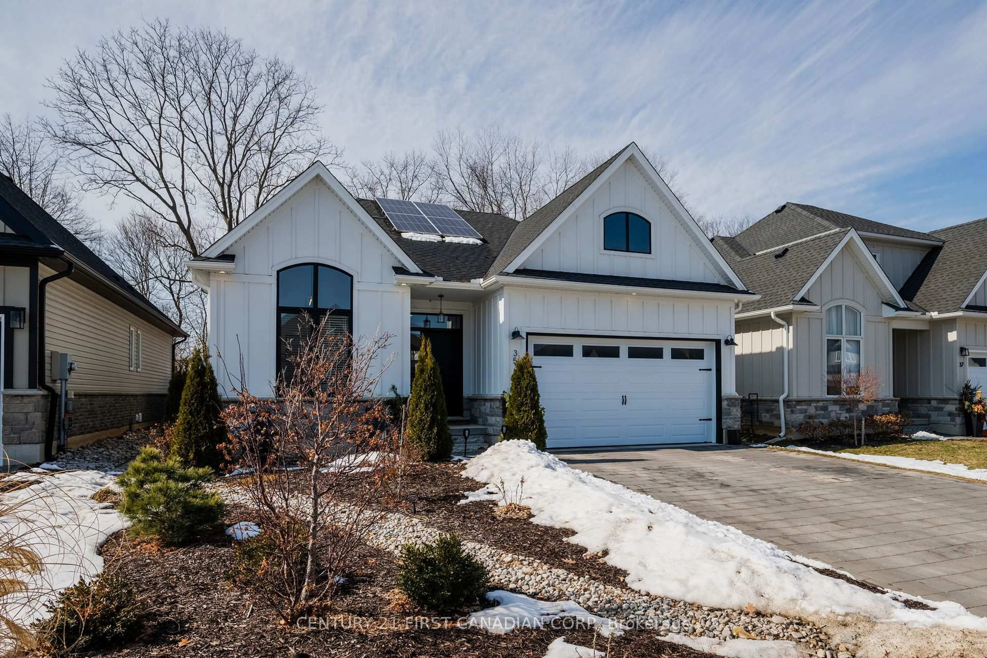 Unknown for 35 Compass Tr, Central Elgin Ontario N5L 0B4