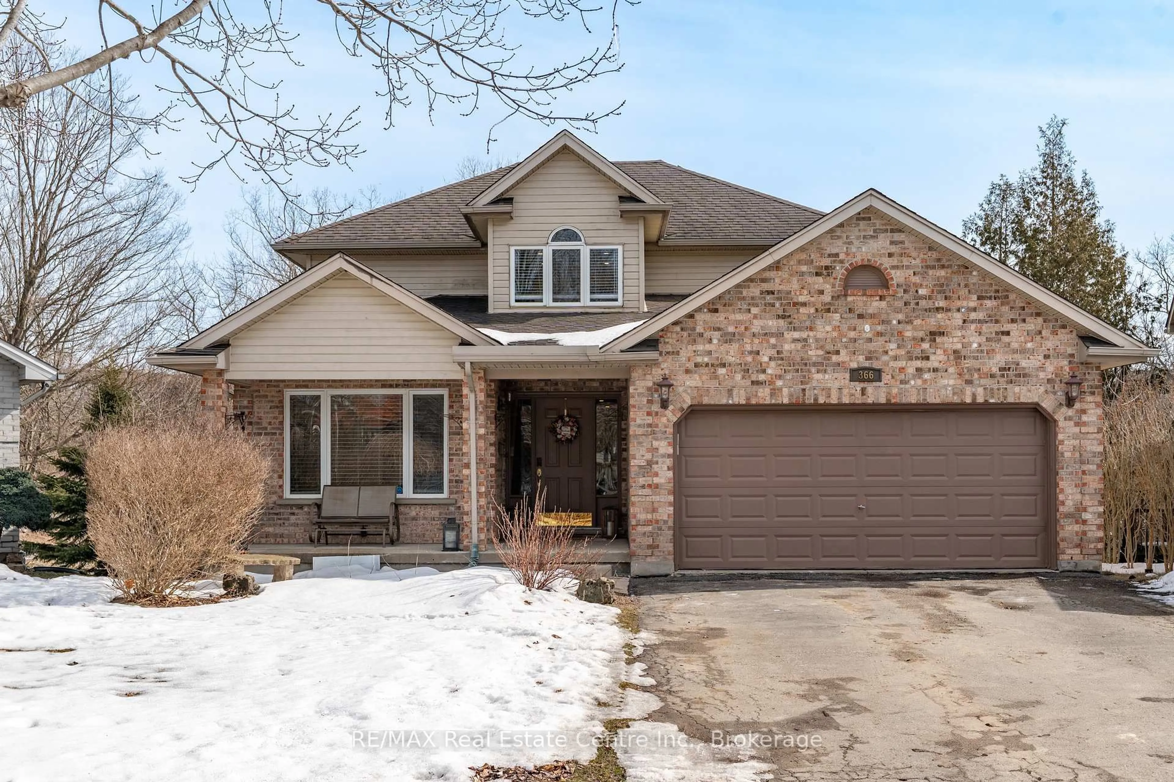 Home with brick exterior material, street for 366 Jonathan St, London South Ontario N5Z 5C8