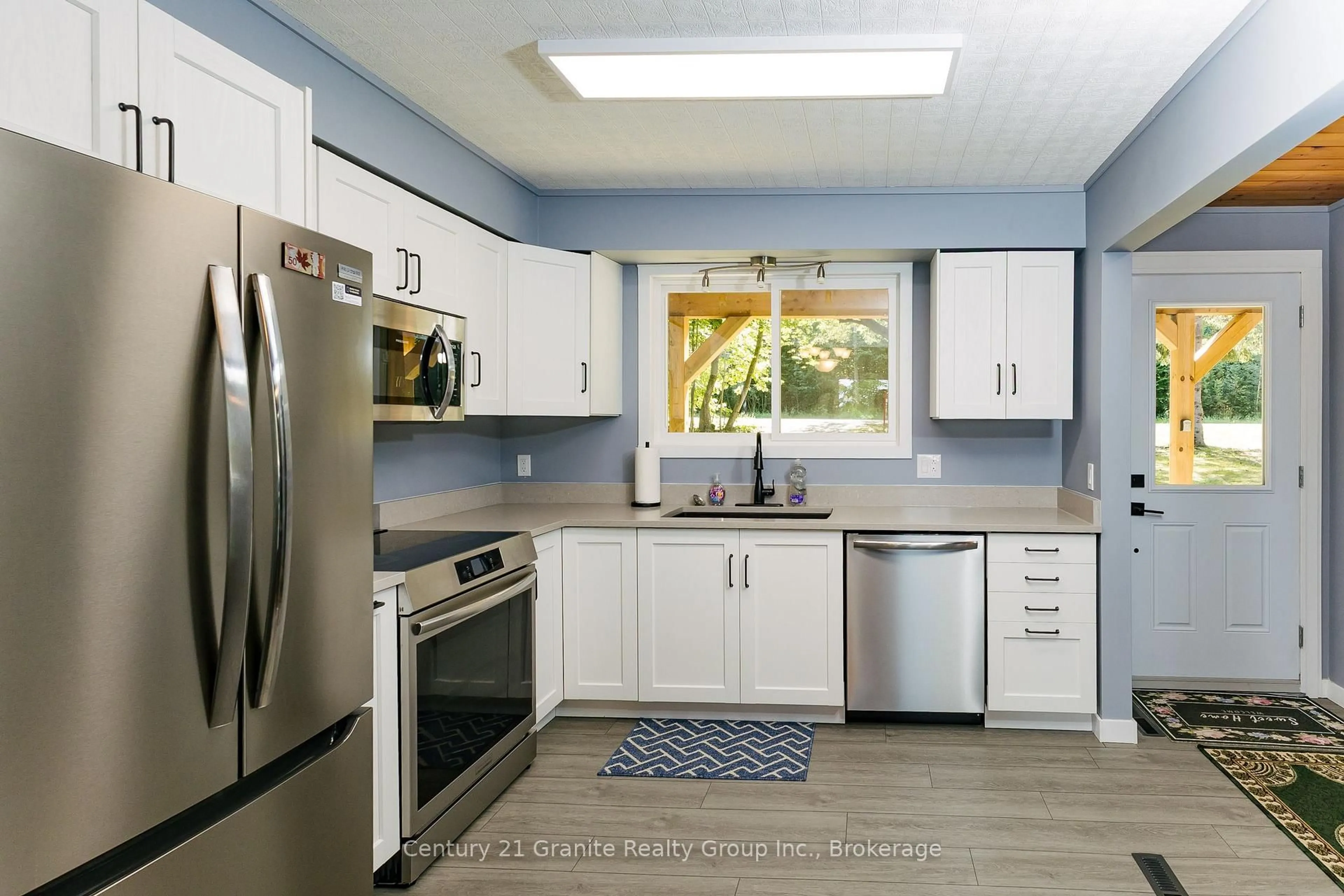 Standard kitchen, ceramic/tile floor for 2347 Kashagawigamog Lake Rd, Minden Hills Ontario K0M 2K0