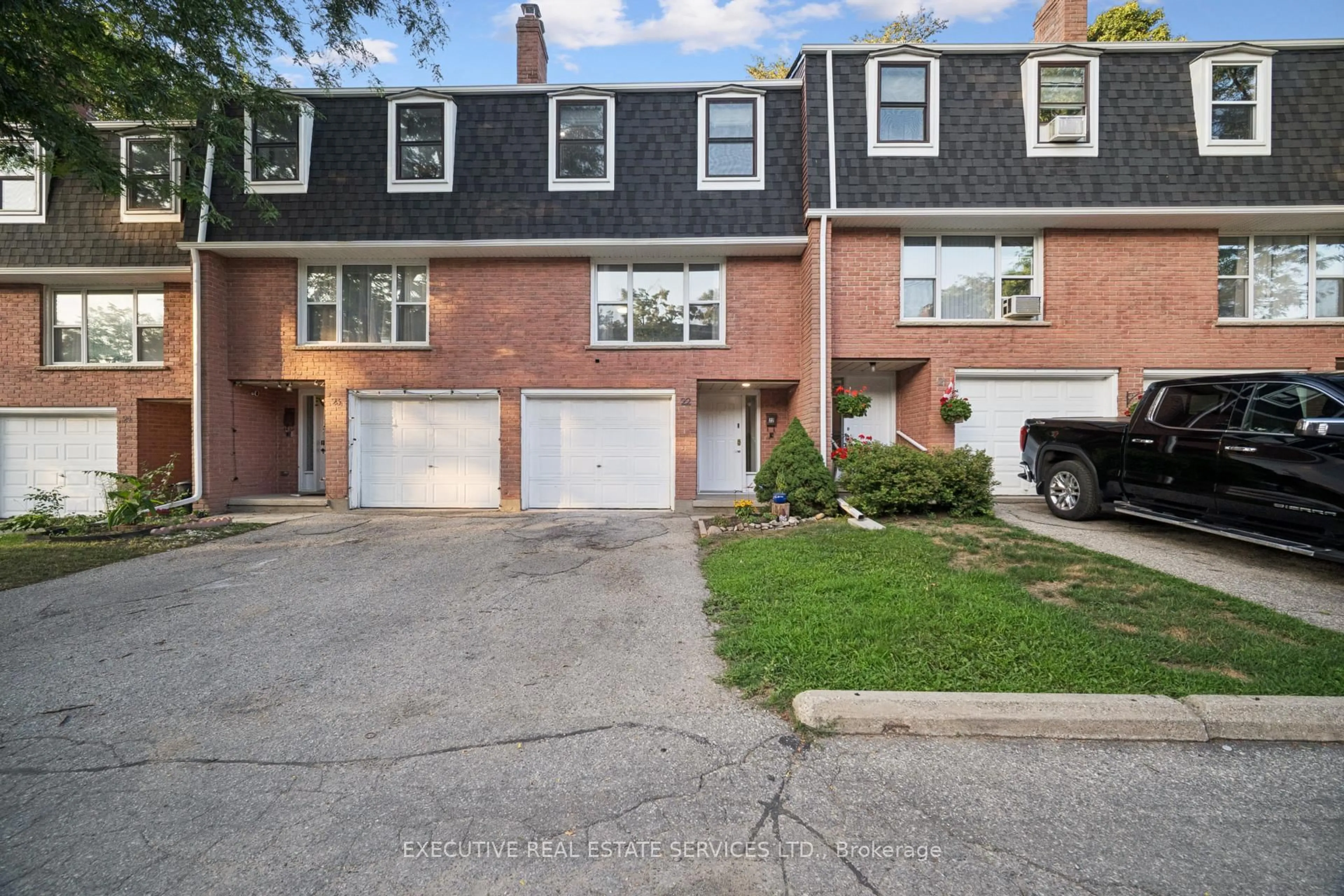 Unknown for 100 Bluevale St #22, Waterloo Ontario N2J 4M9