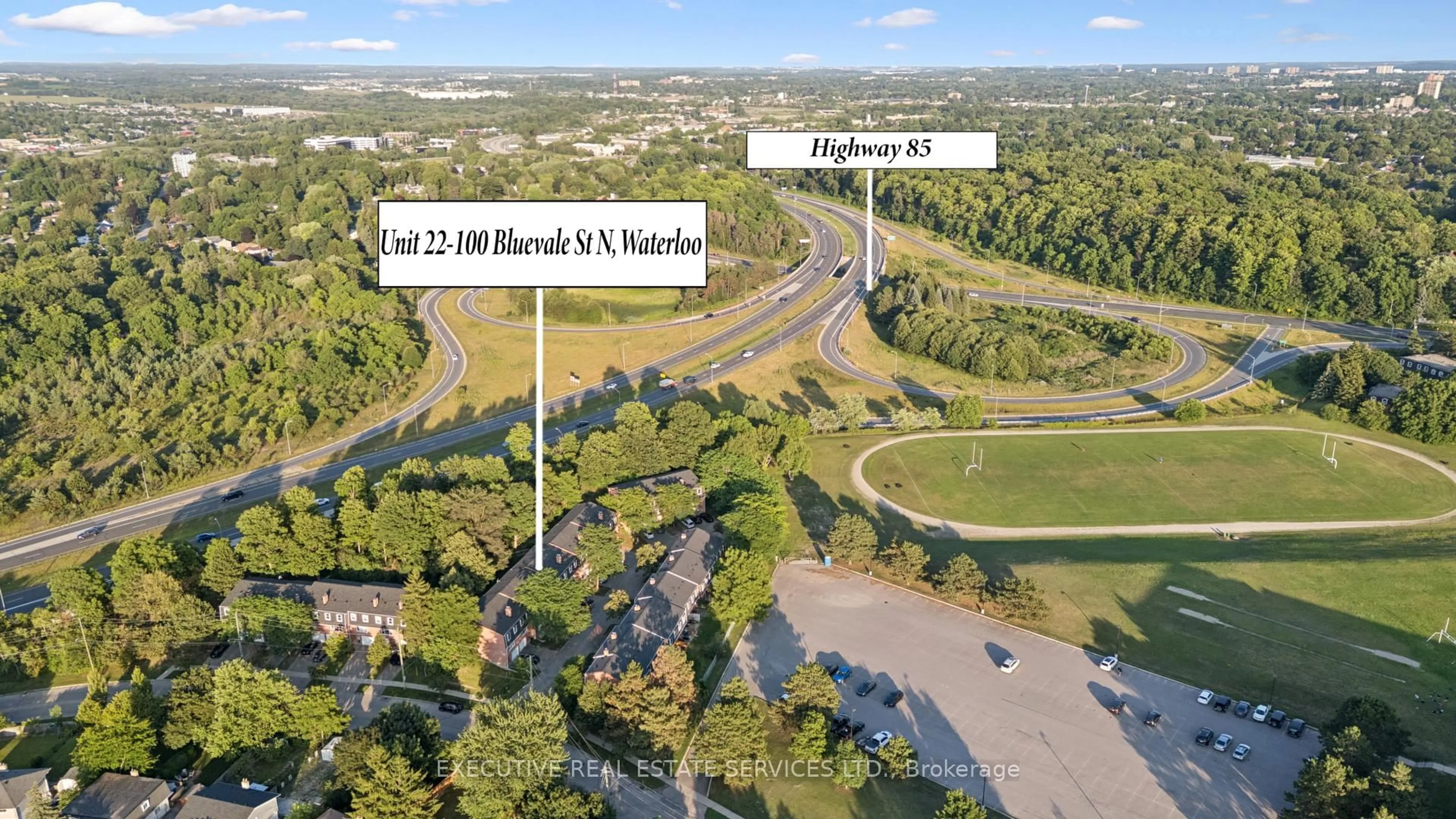 A pic from outside/outdoor area/front of a property/back of a property/a pic from drone, street for 100 Bluevale St #22, Waterloo Ontario N2J 4M9