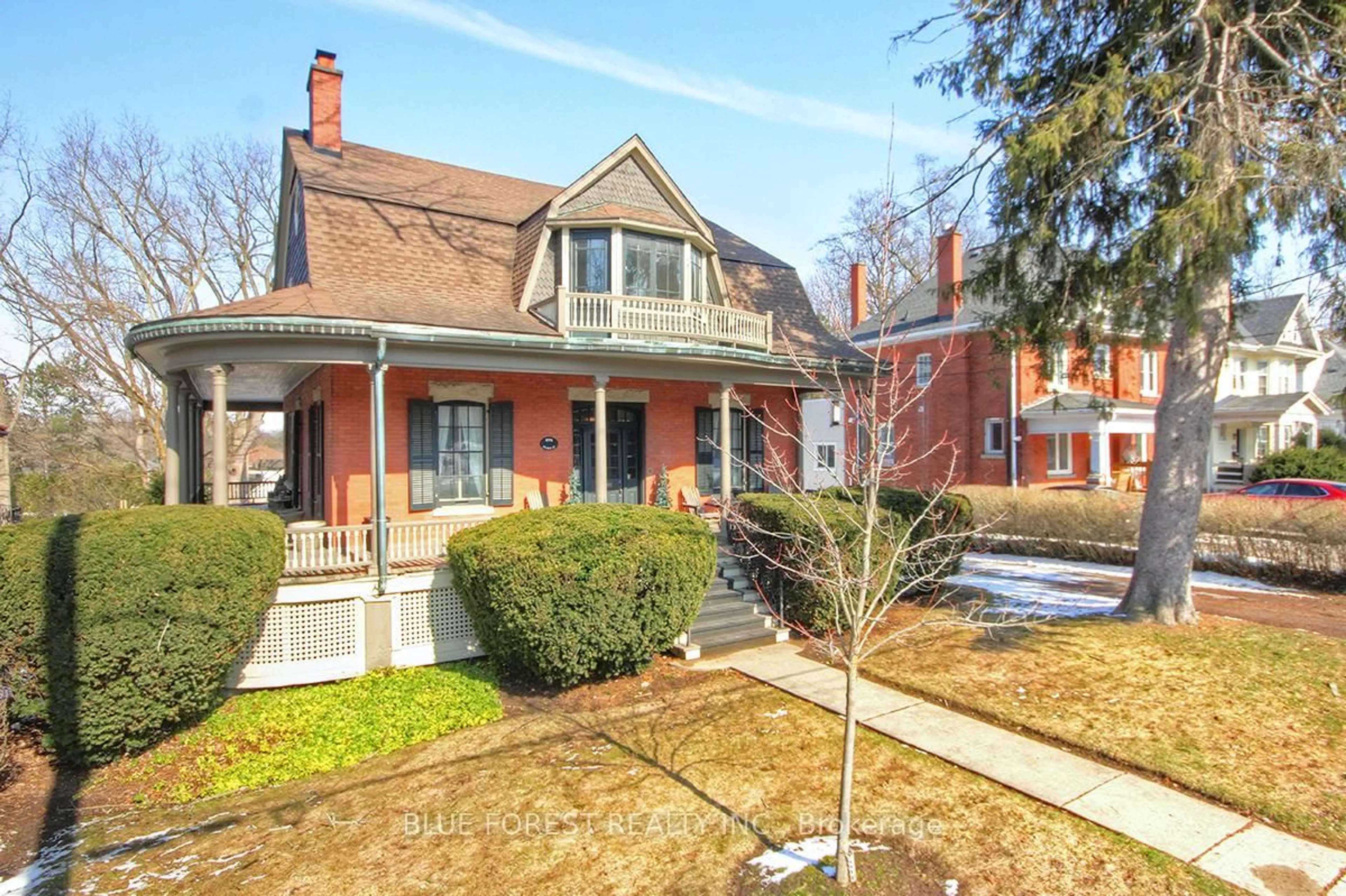 Home with brick exterior material, street for 274 Huron St, London East Ontario N6A 2J9