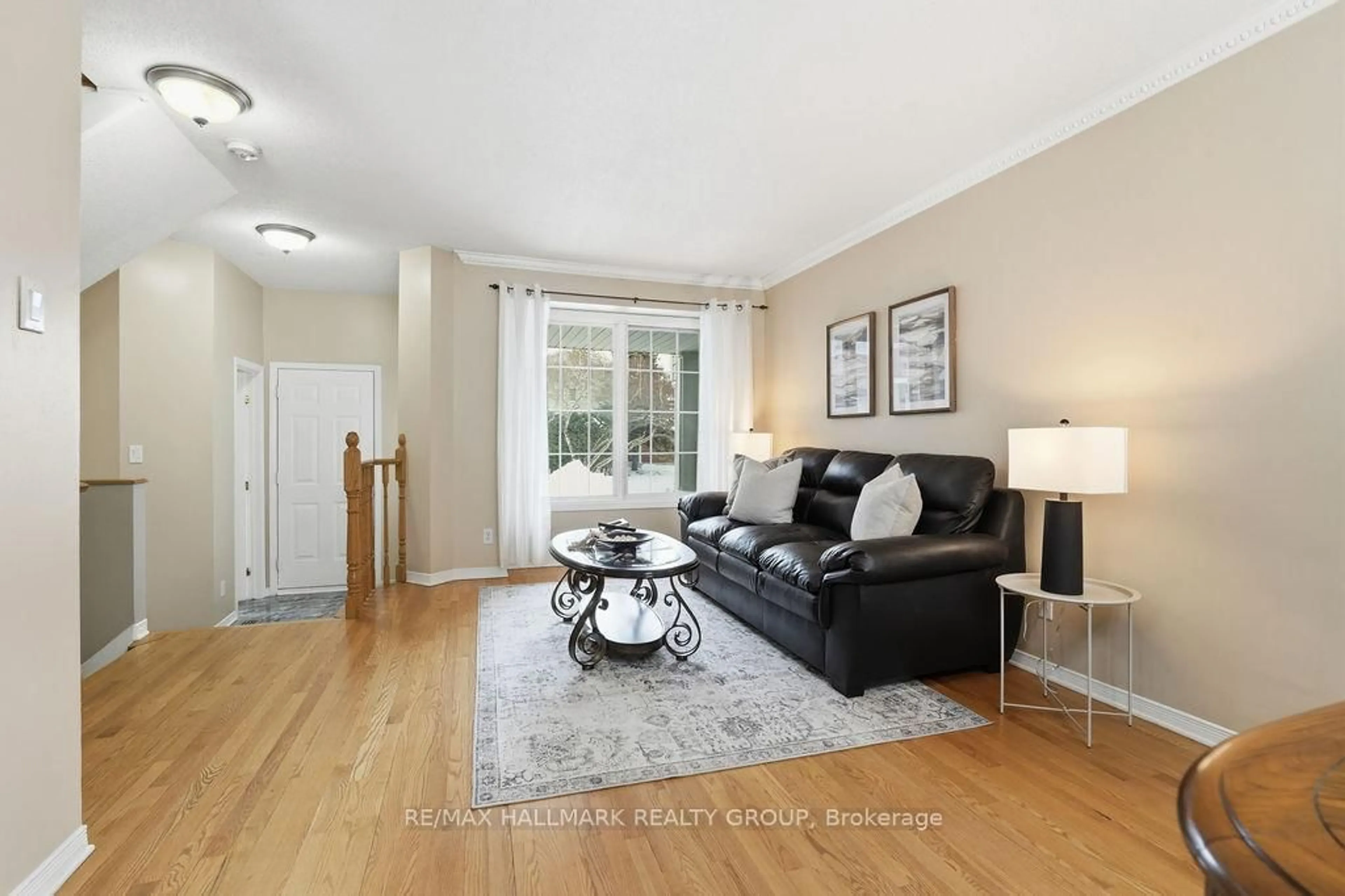 Living room with furniture, unknown for 1165 Falconcrest Crt, Orleans Ontario K4A 3Z4