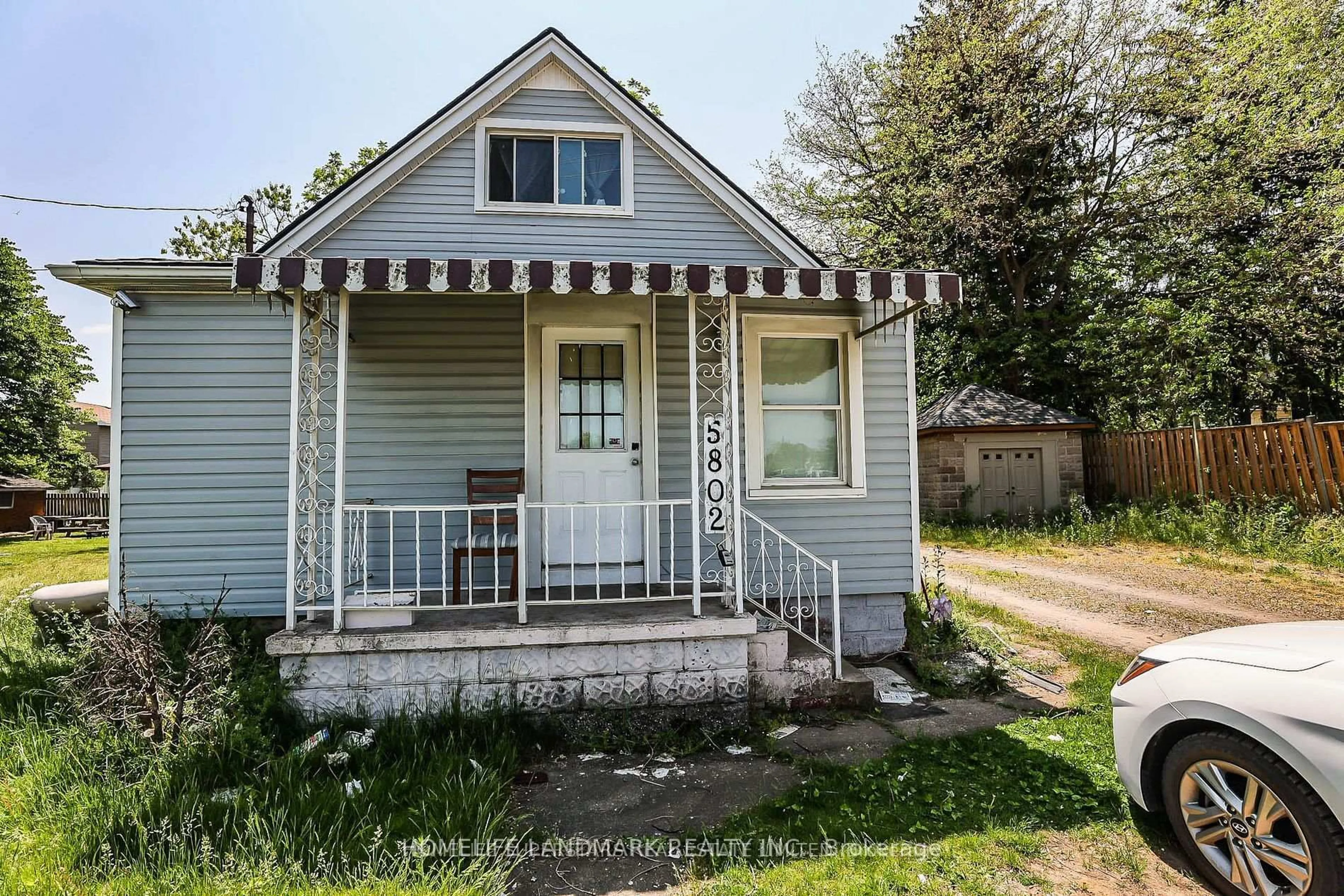 Unknown for 5802 North St, Niagara Falls Ontario L2G 1J6