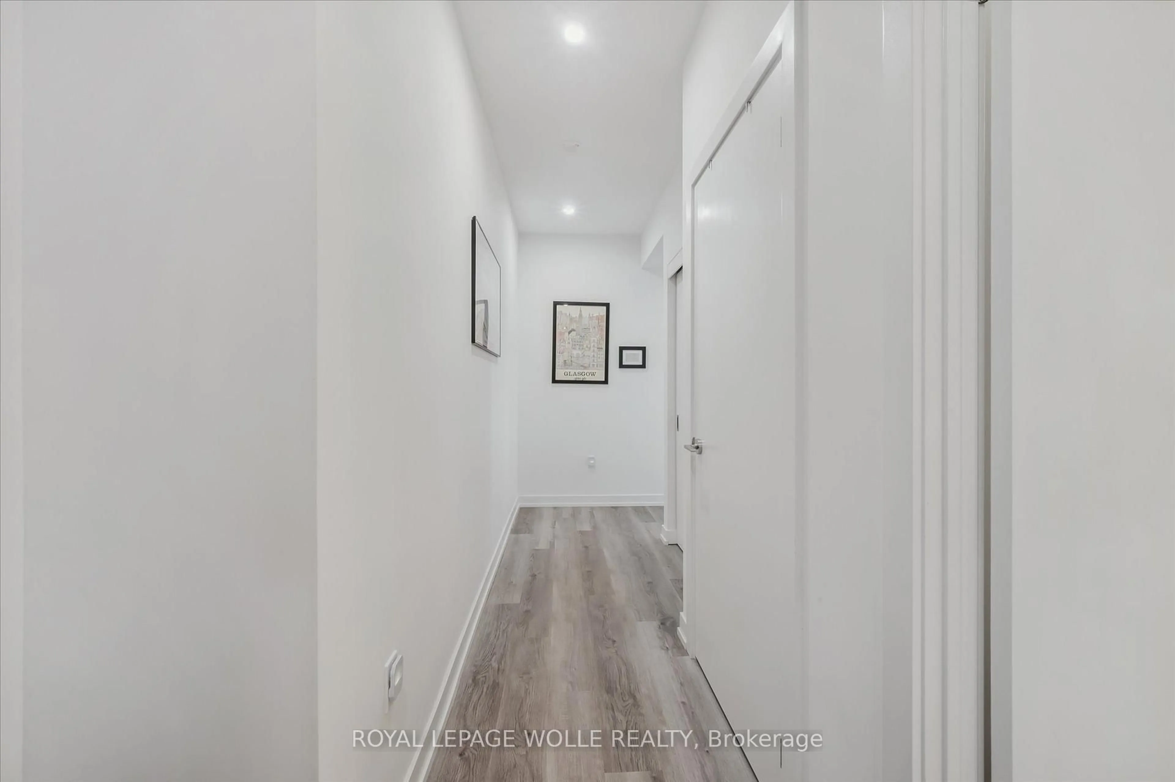 Unknown for 15 Wellington St #909, Kitchener Ontario N2G 0E4