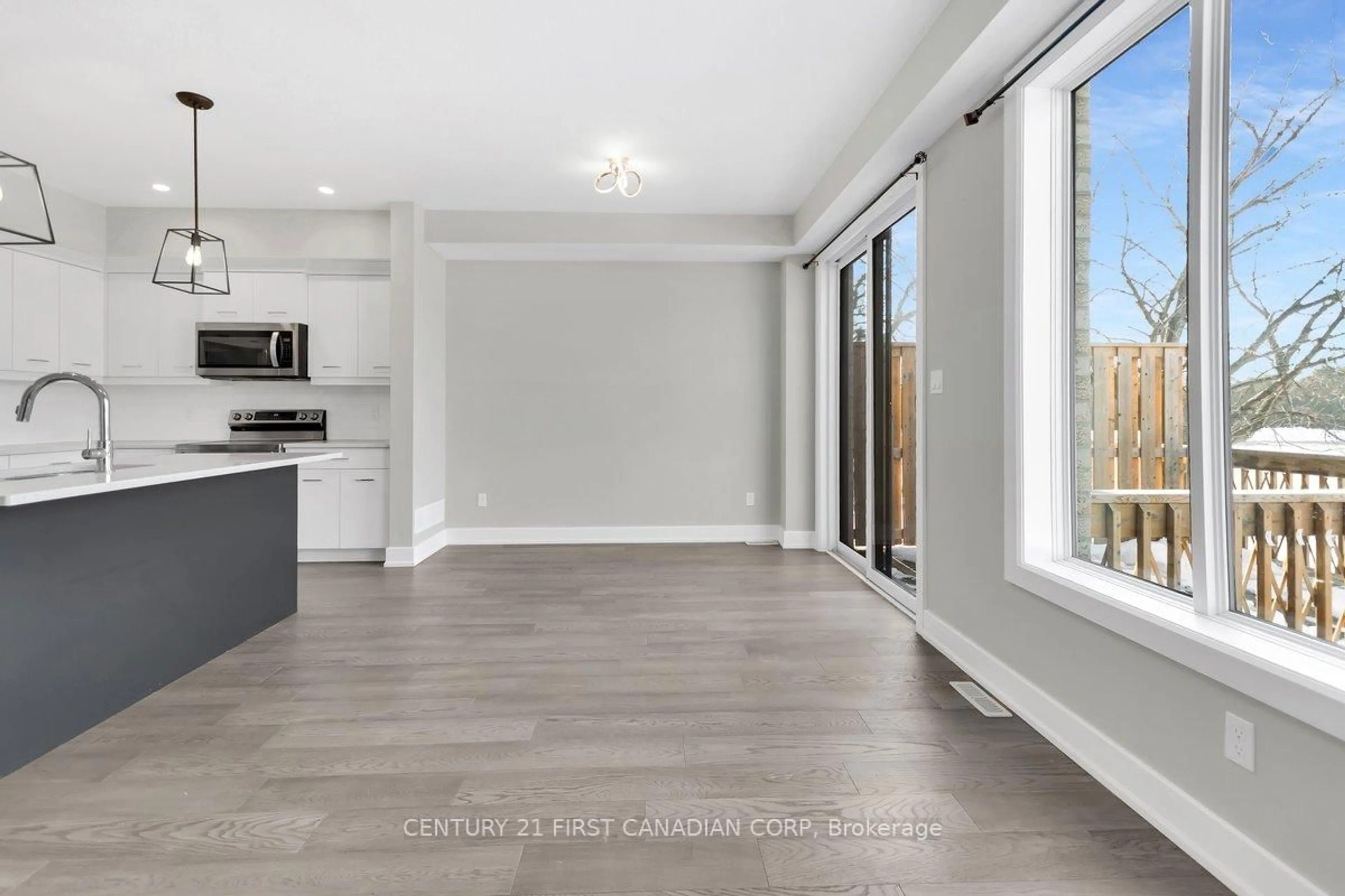 Open concept kitchen, unknown for 601 Lions Park Dr #21, Strathroy-Caradoc Ontario N0L 1W0