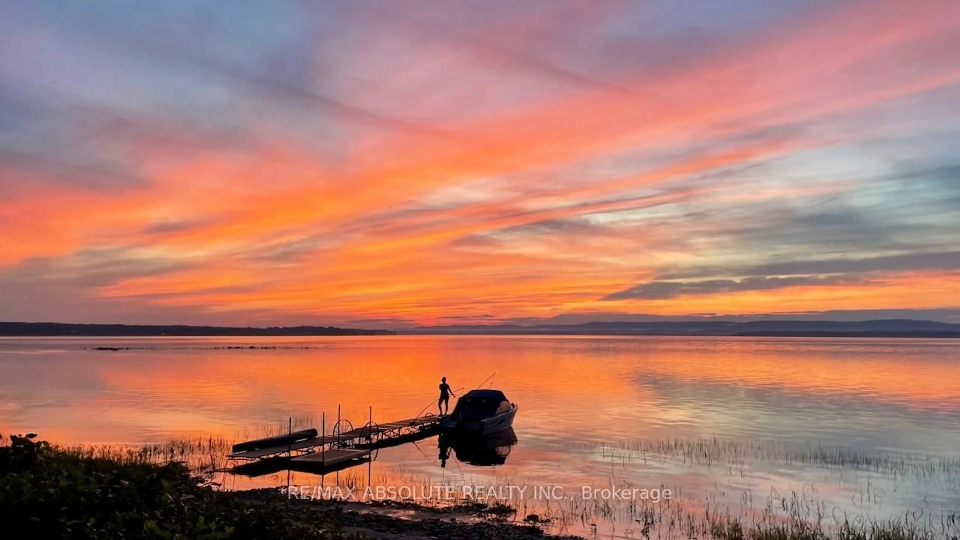 Blurry image for 4098 Armitage Ave, Ottawa Ontario K0A 1T0