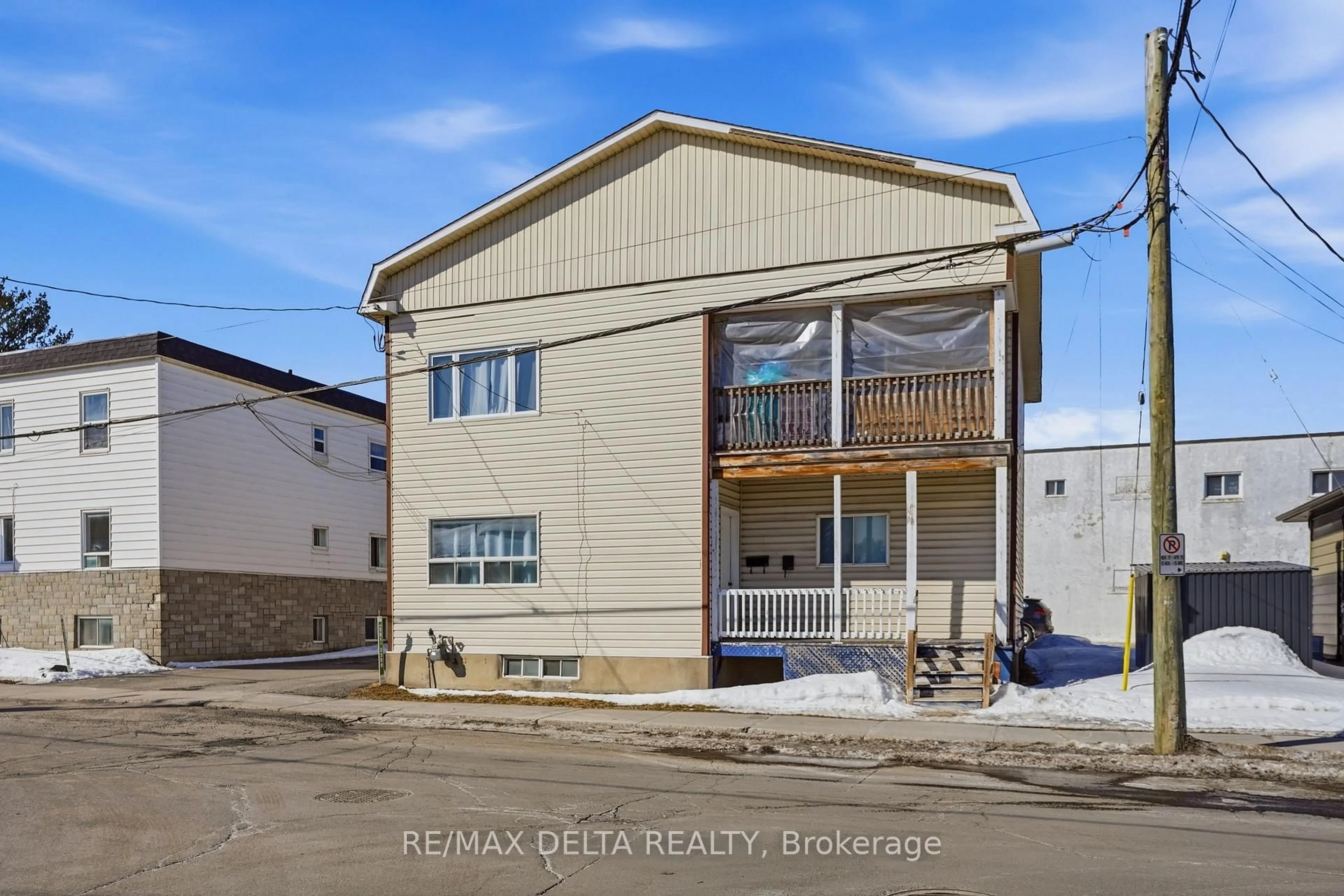 Unknown for 242 HAMILTON St, Hawkesbury Ontario K6A 1Z1