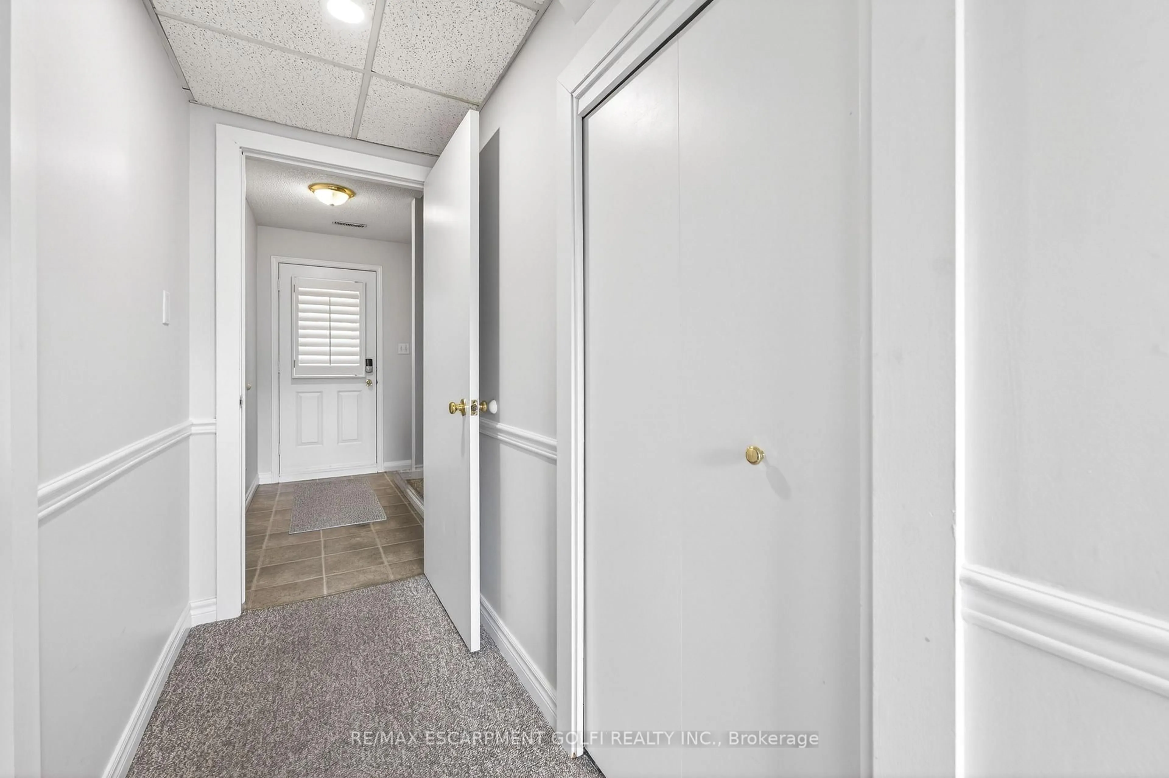 Unknown for 386 Highland Rd #47, Hamilton Ontario L8J 3P9