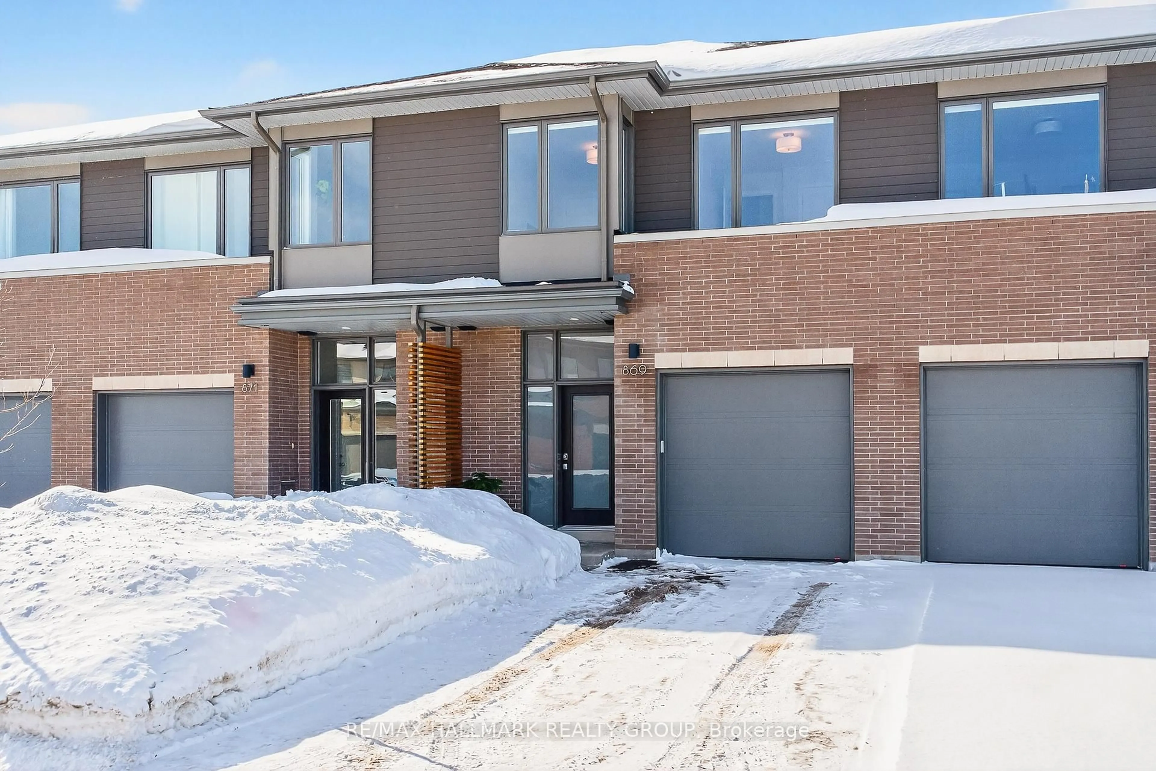 Home with brick exterior material, street for 869 Moses Tennisco St, Ottawa Ontario K1K 5A2