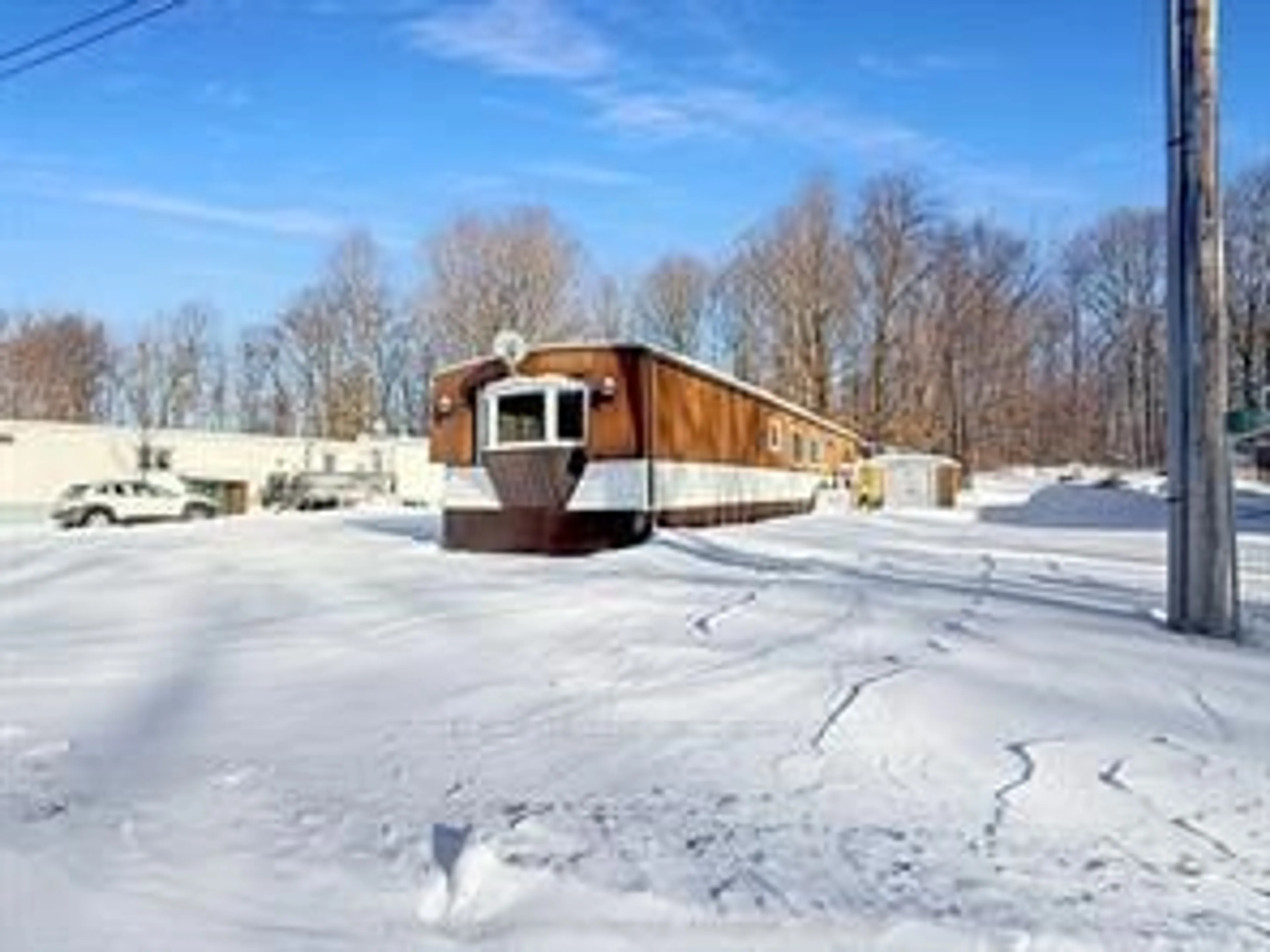 Shed for 33 Julie Lane, Renfrew Ontario K7V 3Z4