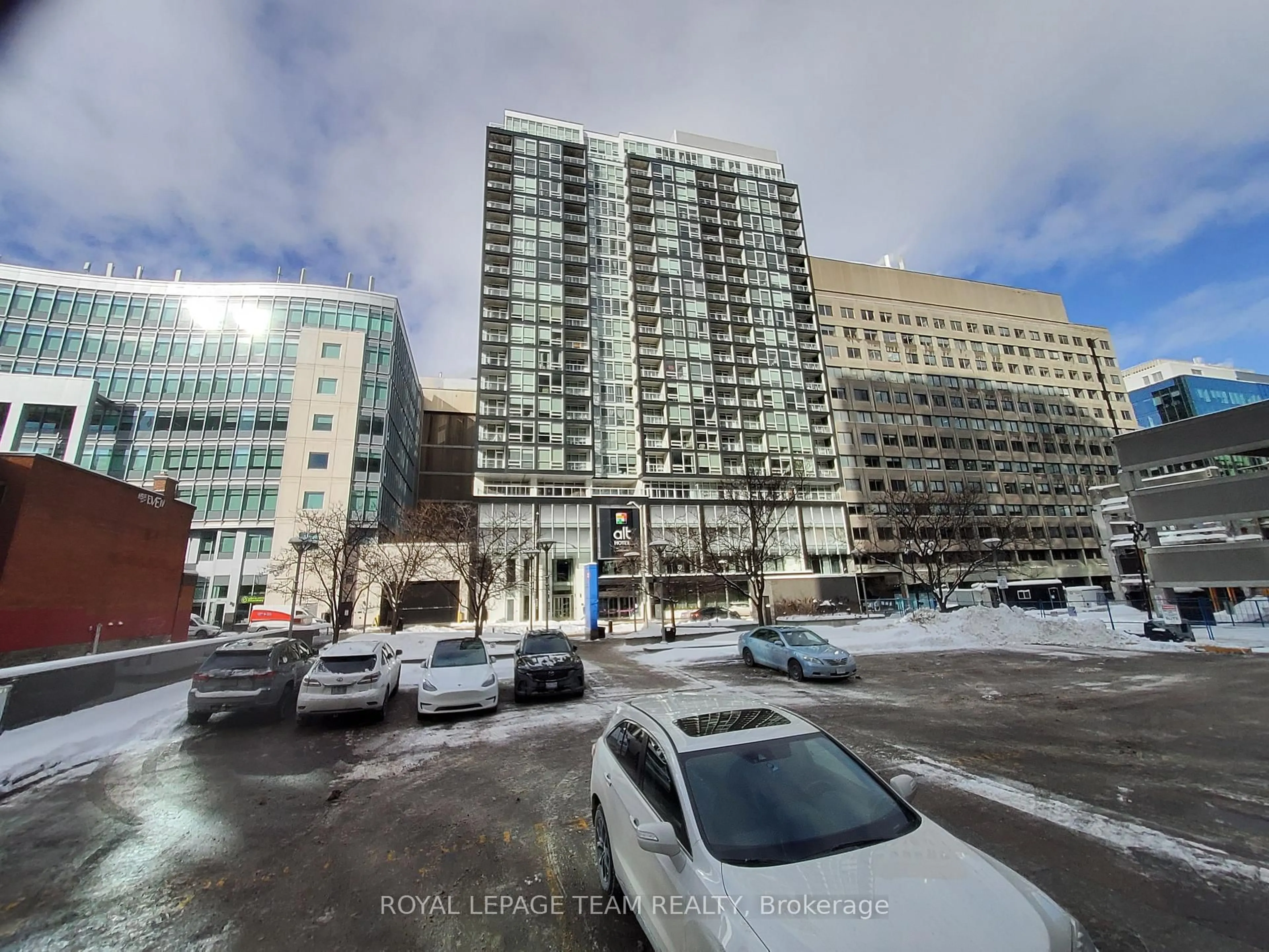 Parking for 199 Slater St #2204, Ottawa Ontario K1P 0C8