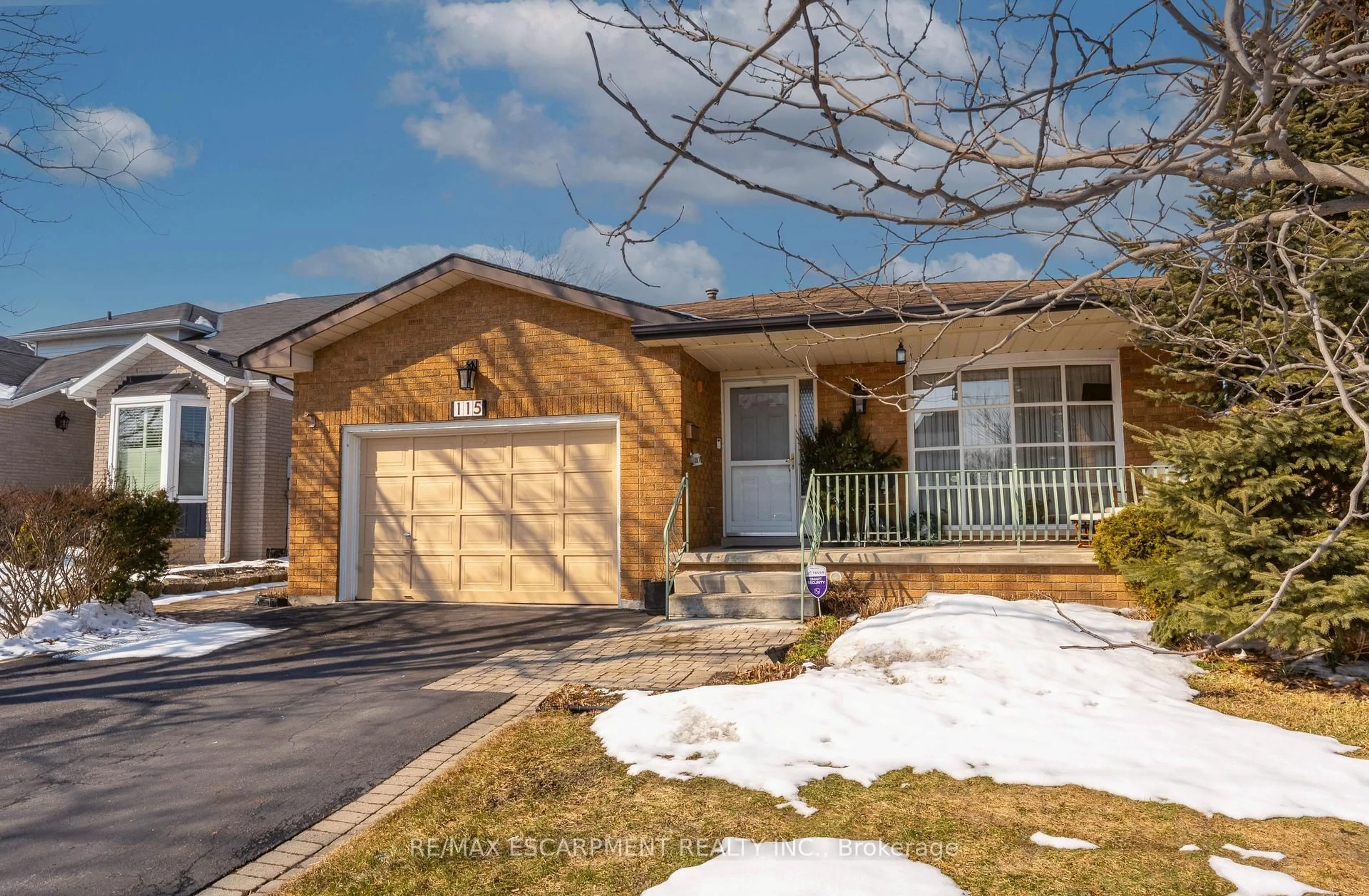 Home with brick exterior material, street for 115 FIRST Rd, Hamilton Ontario L8J 2S6