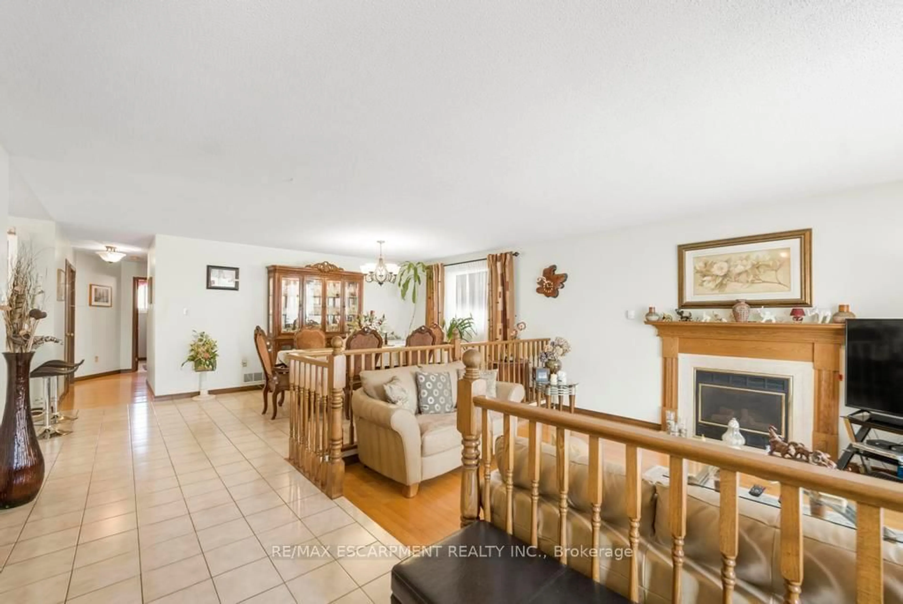 Unknown for 115 FIRST Rd, Hamilton Ontario L8J 2S6