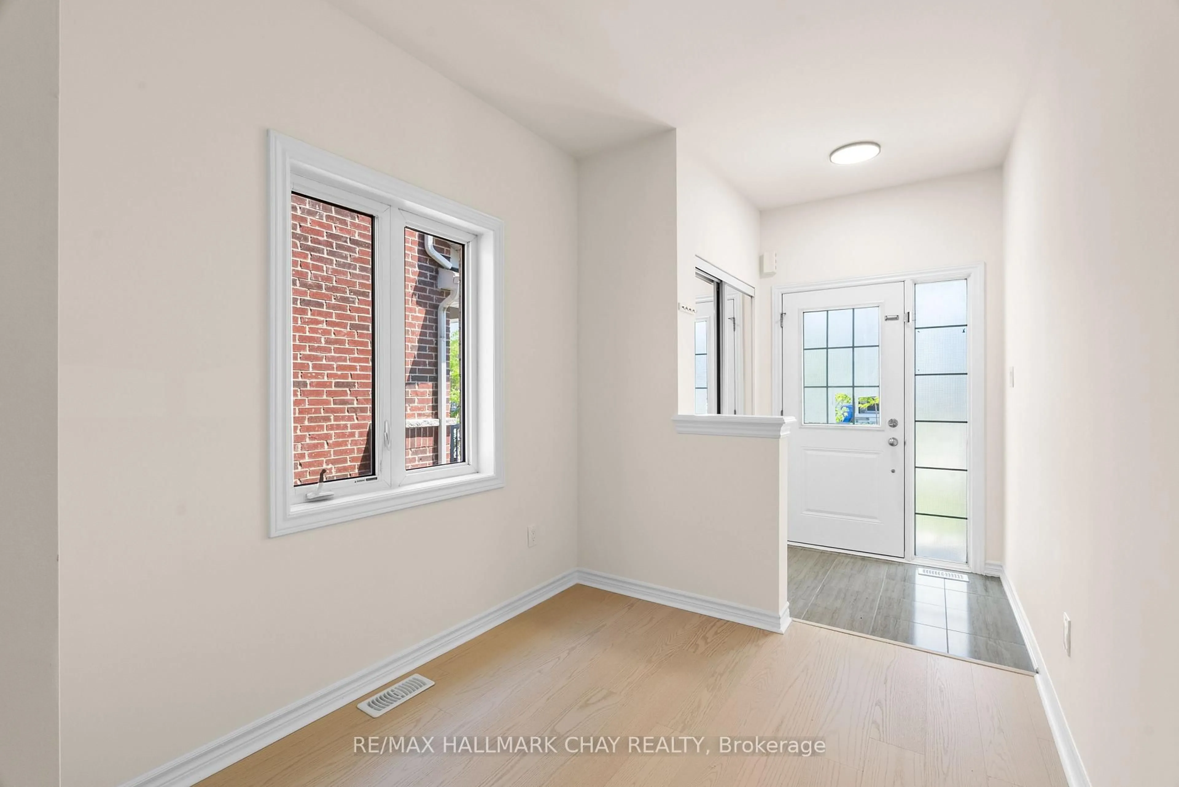 Indoor entryway for 143 seeley Ave, Southgate Ontario N0C 1B0