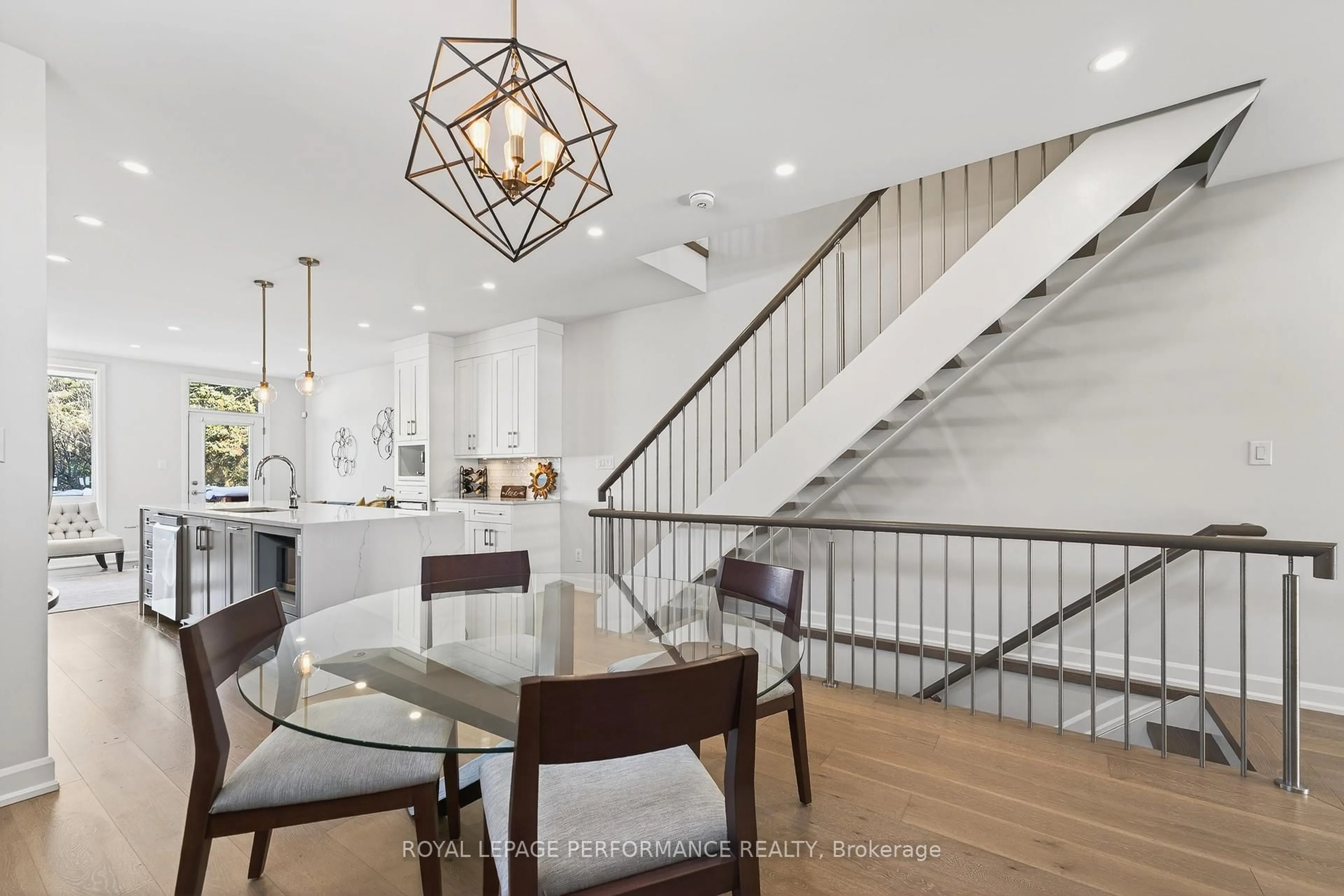 Unknown for 155 Buell St #B, Ottawa Ontario K1Z 7G1