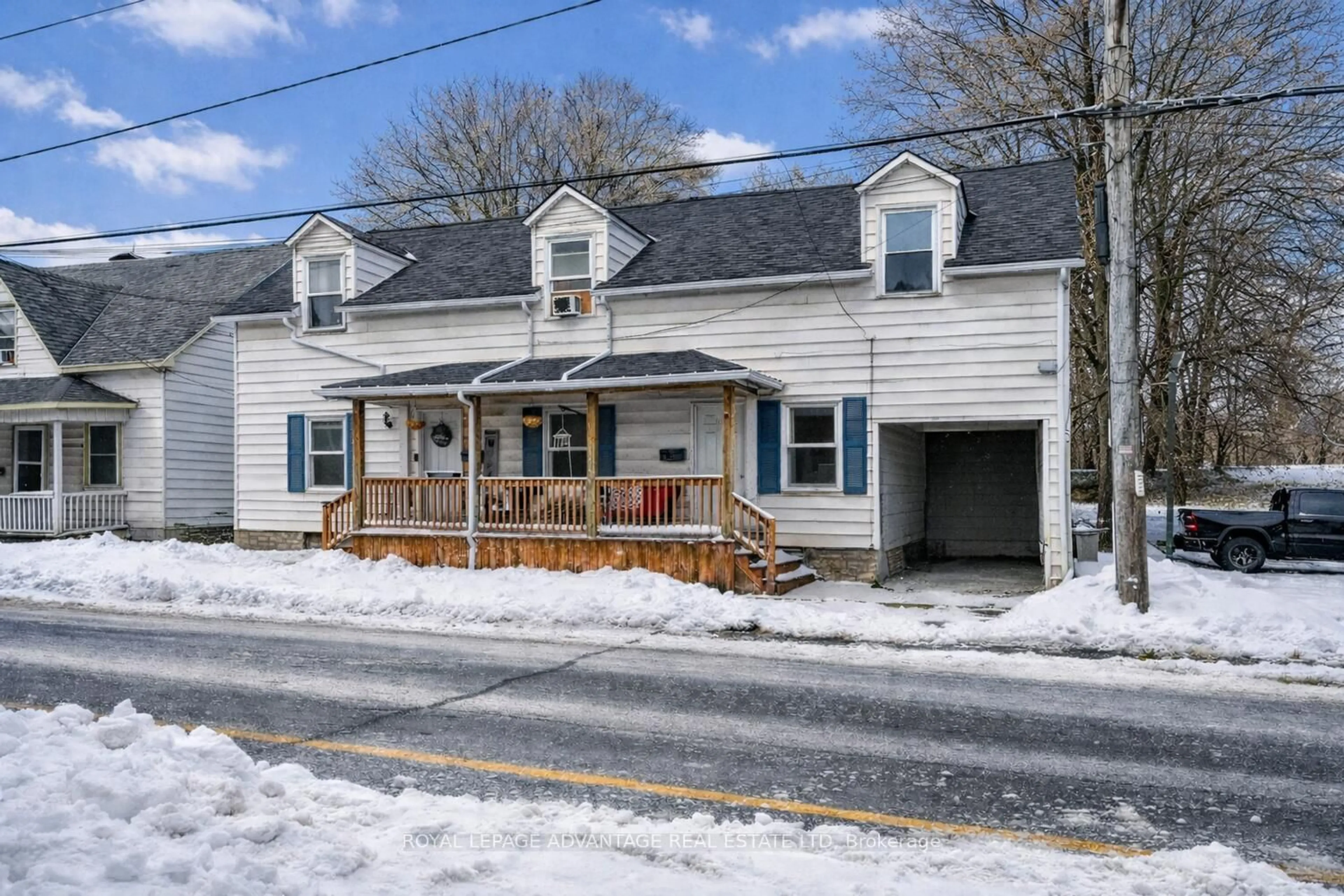 Unknown for 150-152 GORE St, Perth Ontario K7H 1J7