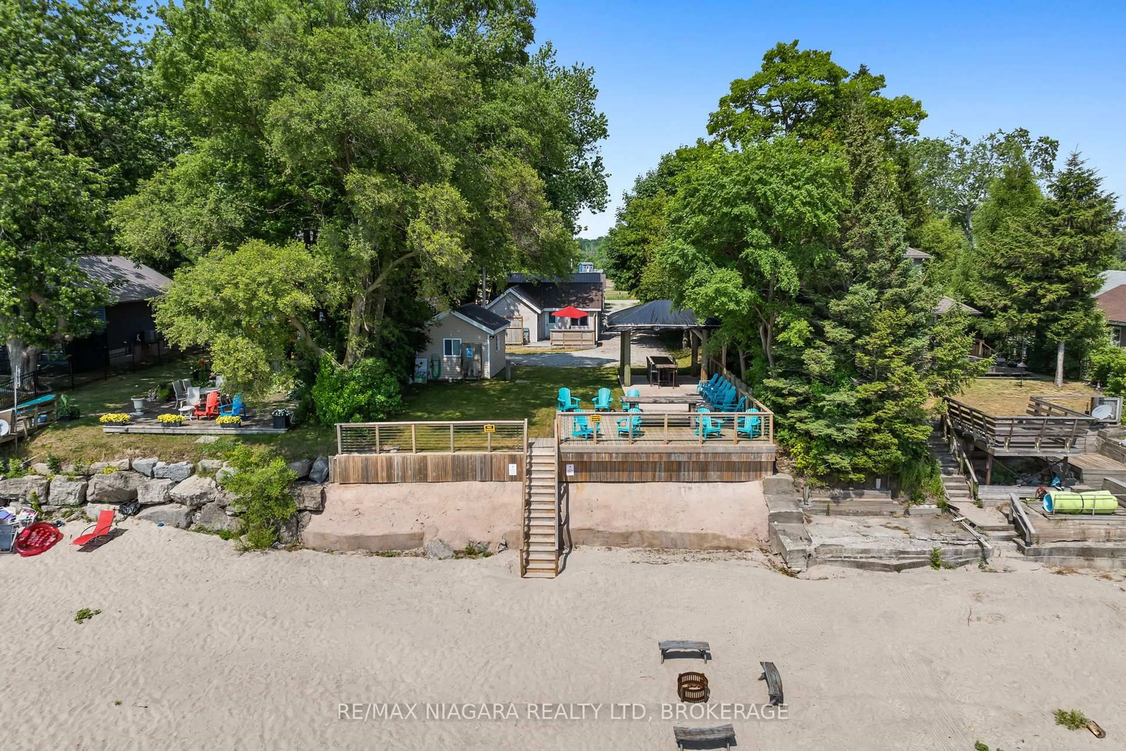 A pic from outside/outdoor area/front of a property/back of a property/a pic from drone, unknown for 12343 Lakeshore Rd, Wainfleet Ontario L0S 1V0