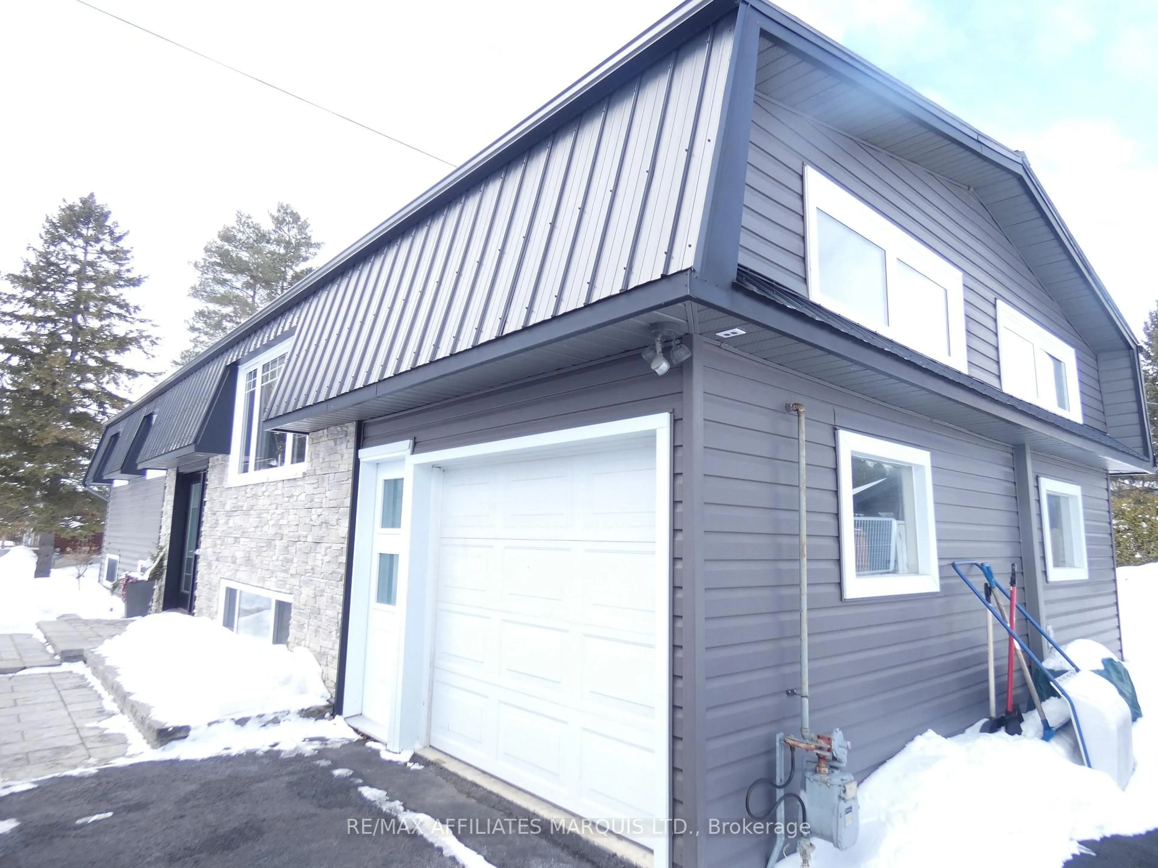 Unknown for 20391 Park Cres, South Glengarry Ontario K0C 1L0
