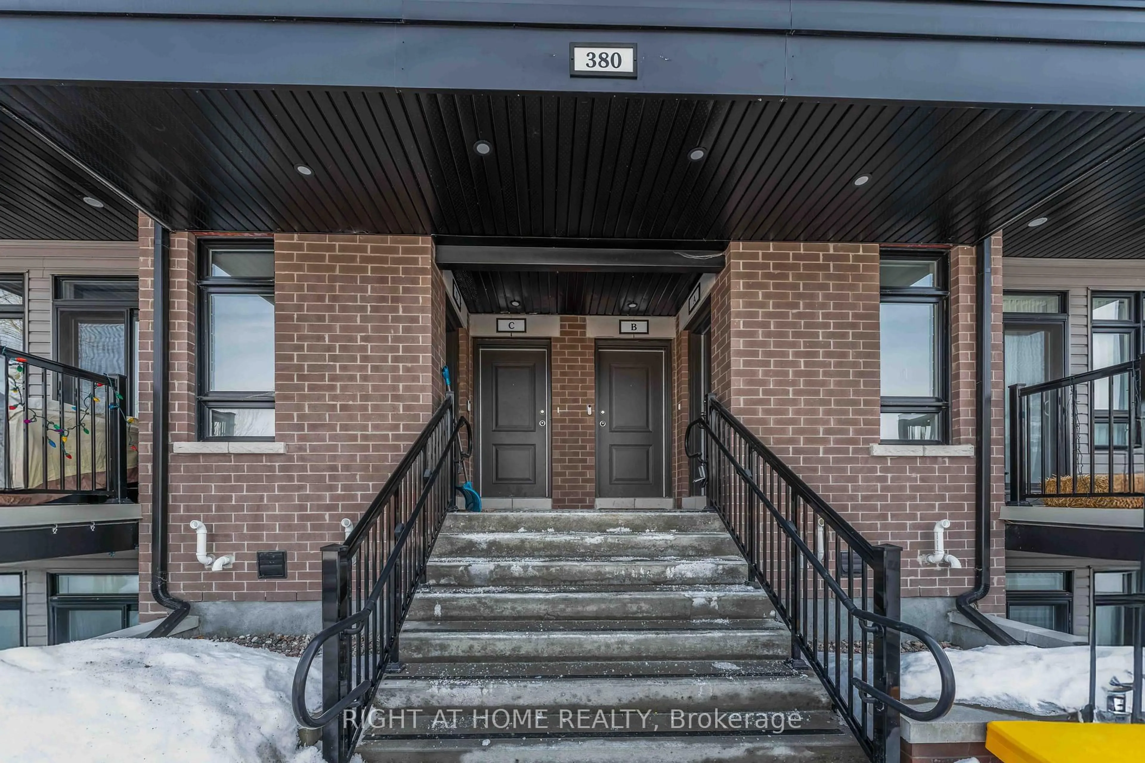 Unknown for 380 Rolling Meadow Cres #B, Ottawa Ontario K1W 0S1