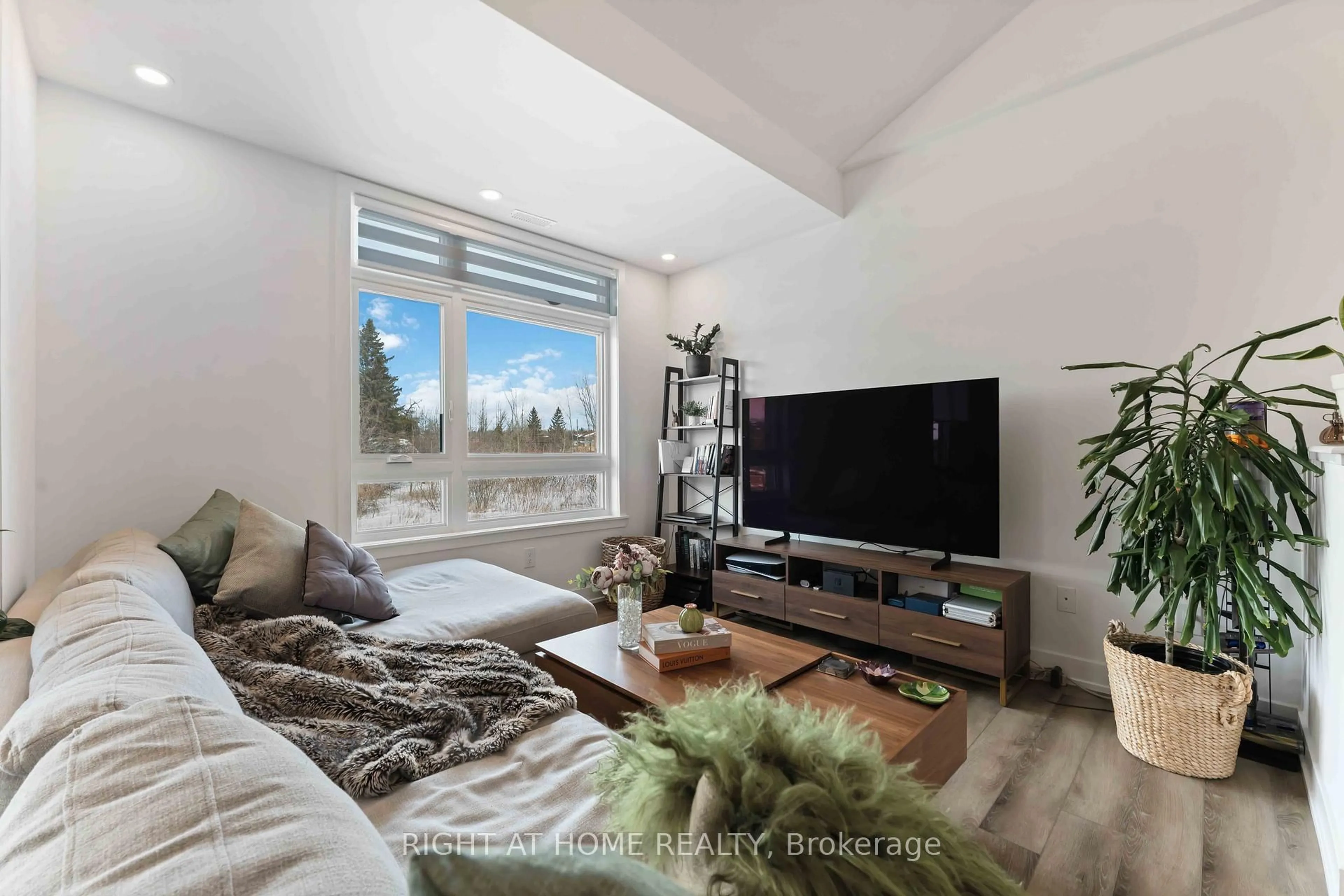 Living room with furniture, unknown for 380 Rolling Meadow Cres #B, Ottawa Ontario K1W 0S1