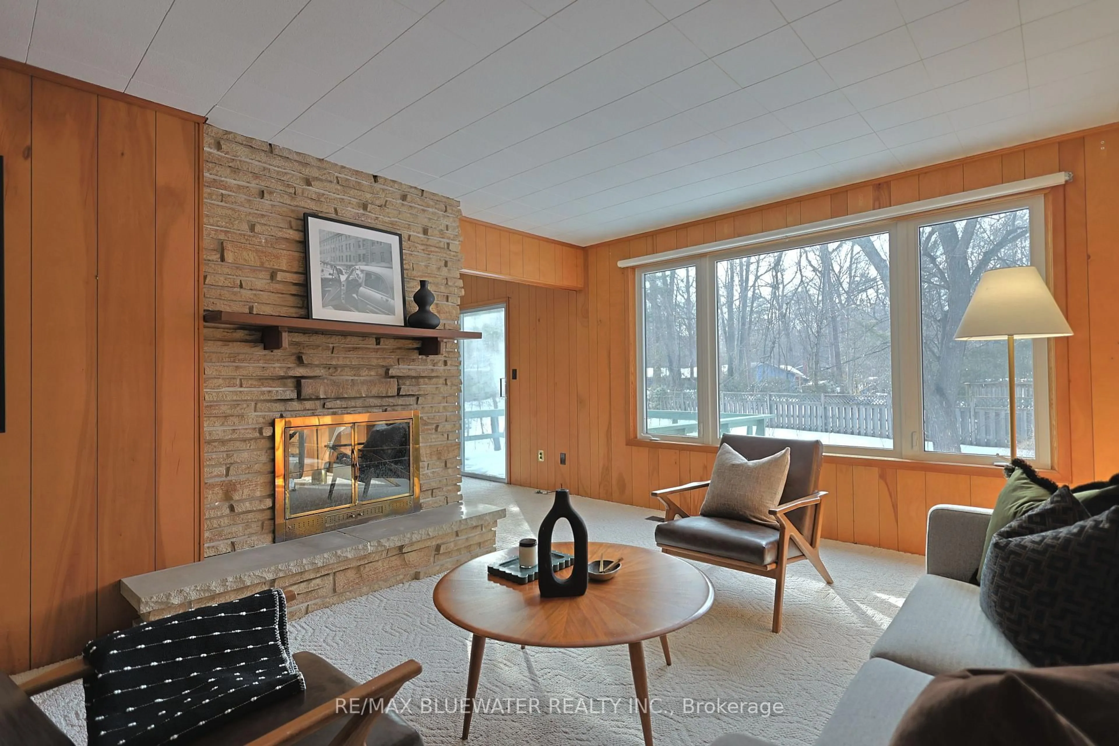 Living room with furniture, unknown for 10318 Riverside Dr, Lambton Shores Ontario N0M 1T0