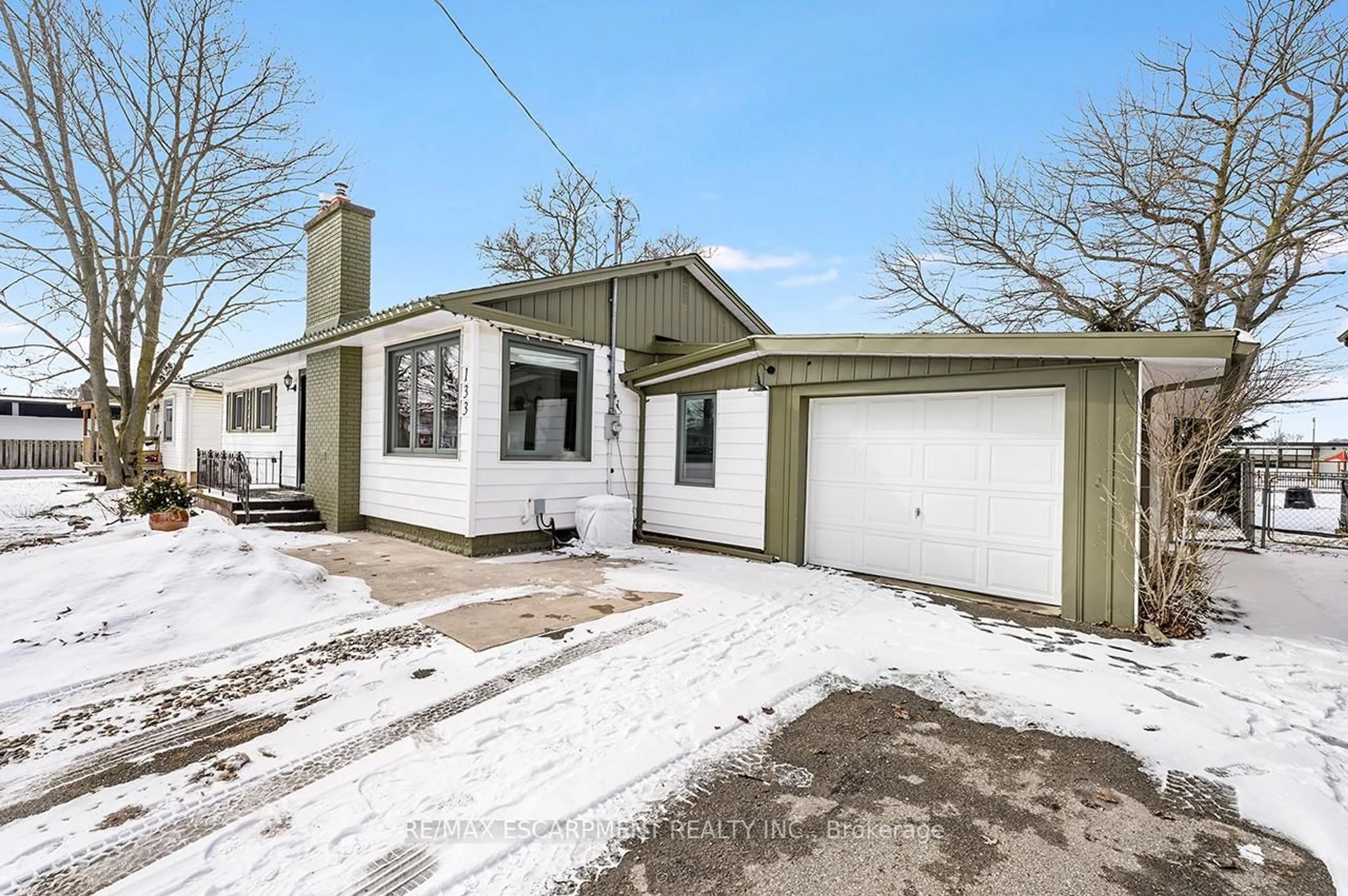 Unknown for 133 Willson Rd, Welland Ontario L3C 2T5