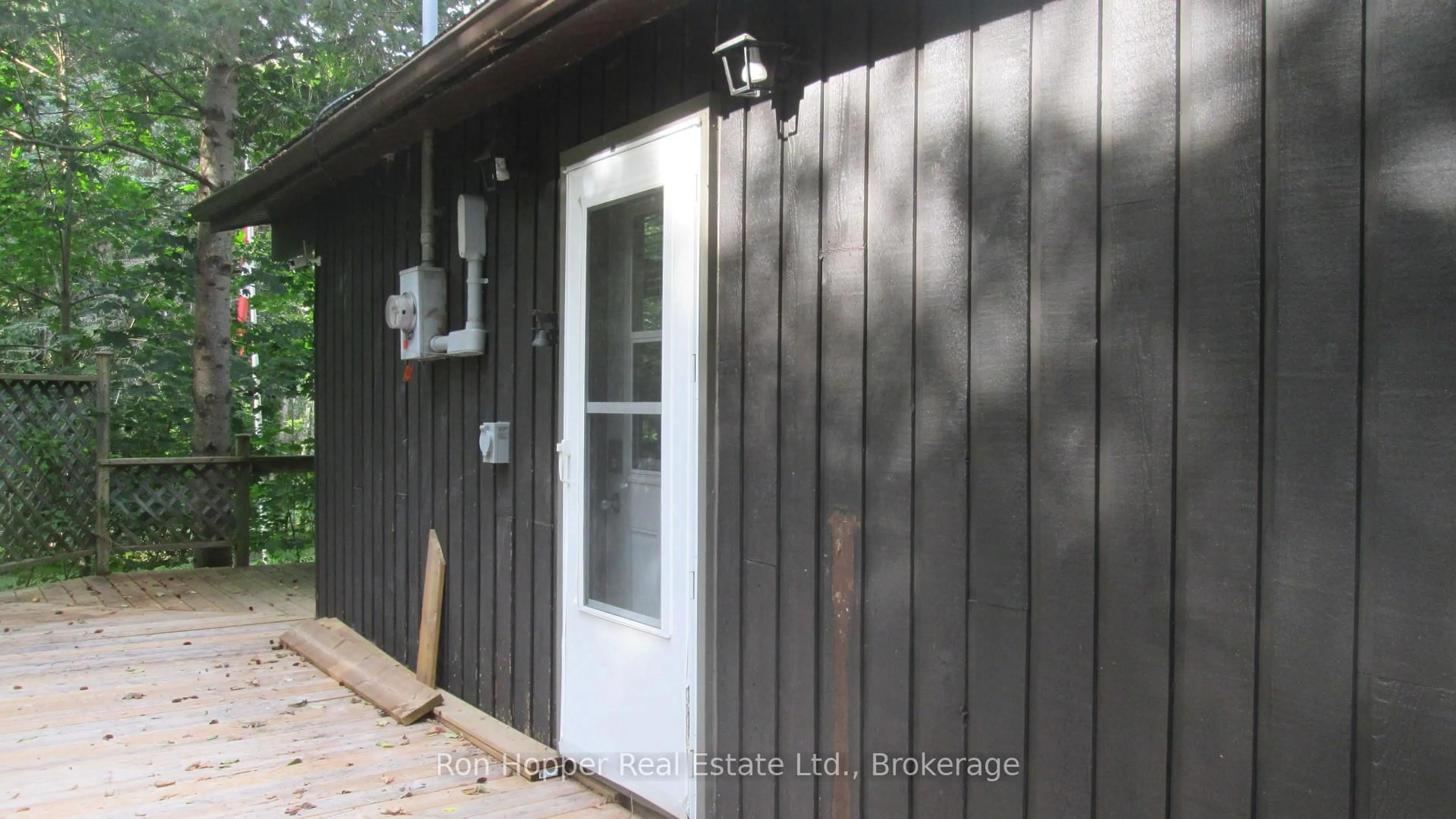 Home with vinyl exterior material, unknown for 140 Sunset Beach Rd, Meaford Ontario N0H 1B0