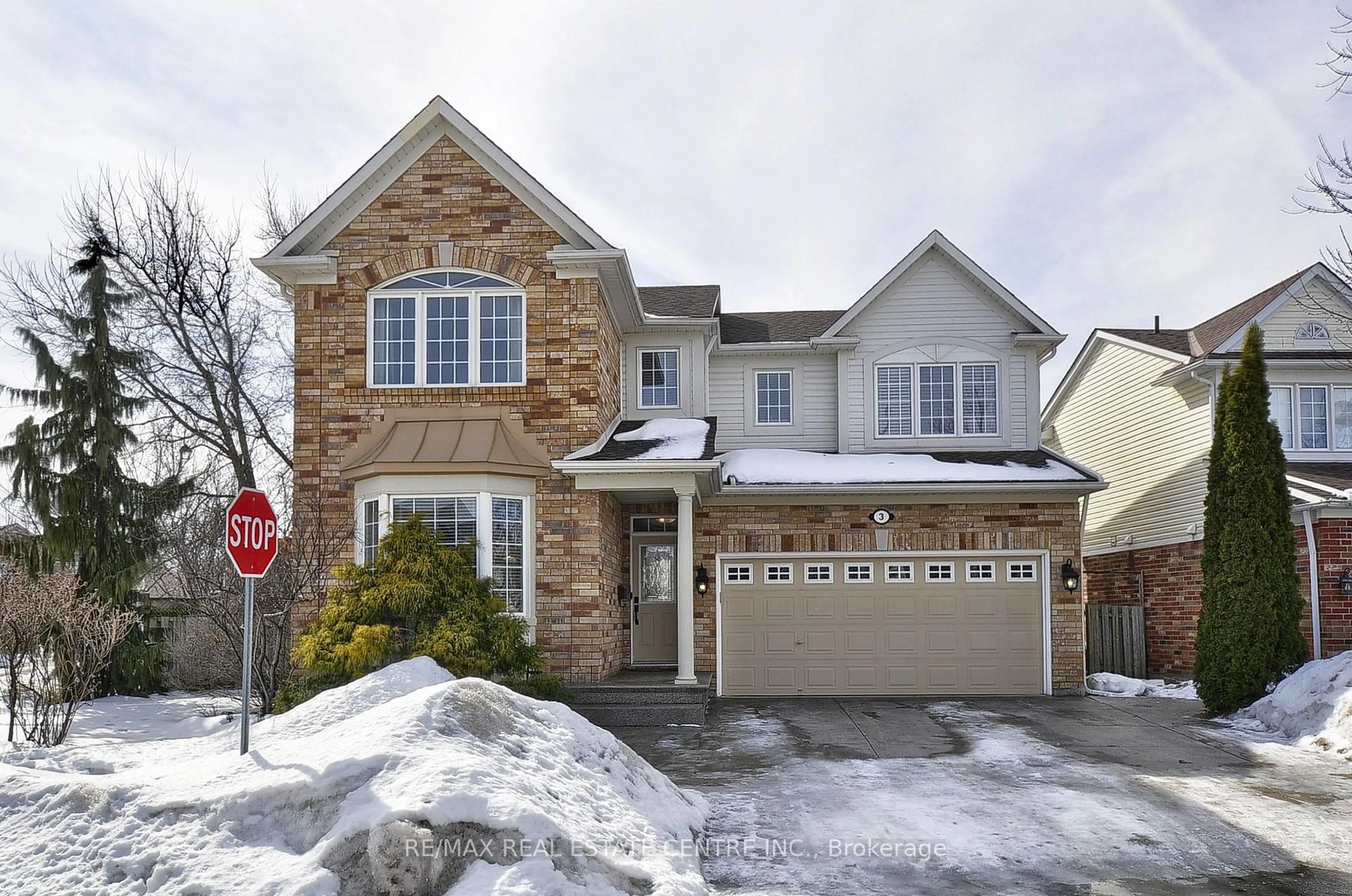 Home with brick exterior material, street for 3 Brayshaw Dr, Cambridge Ontario N1T 2G3