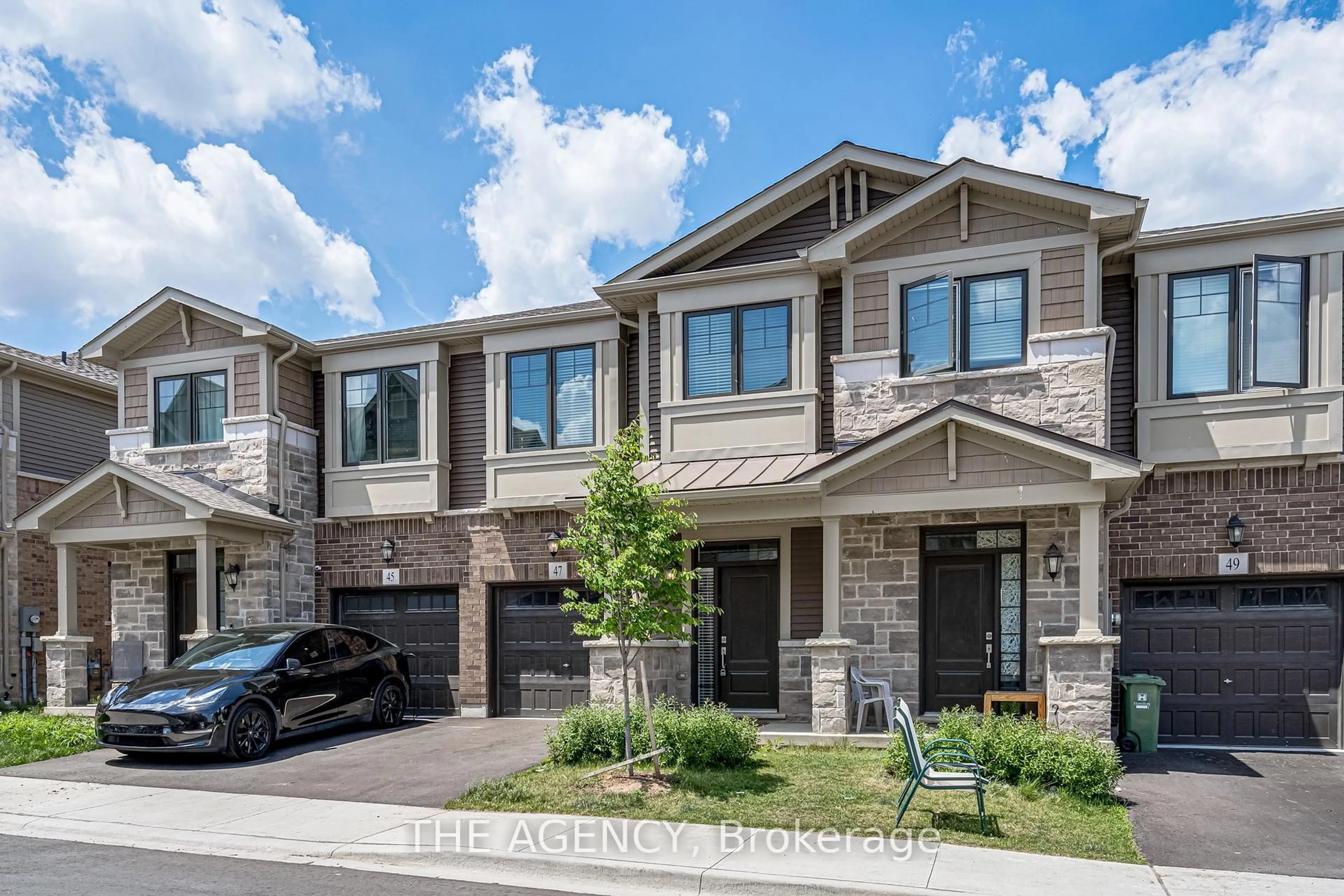 Home with brick exterior material, street for 47 Hibiscus Lane, Hamilton Ontario L8K 0A4