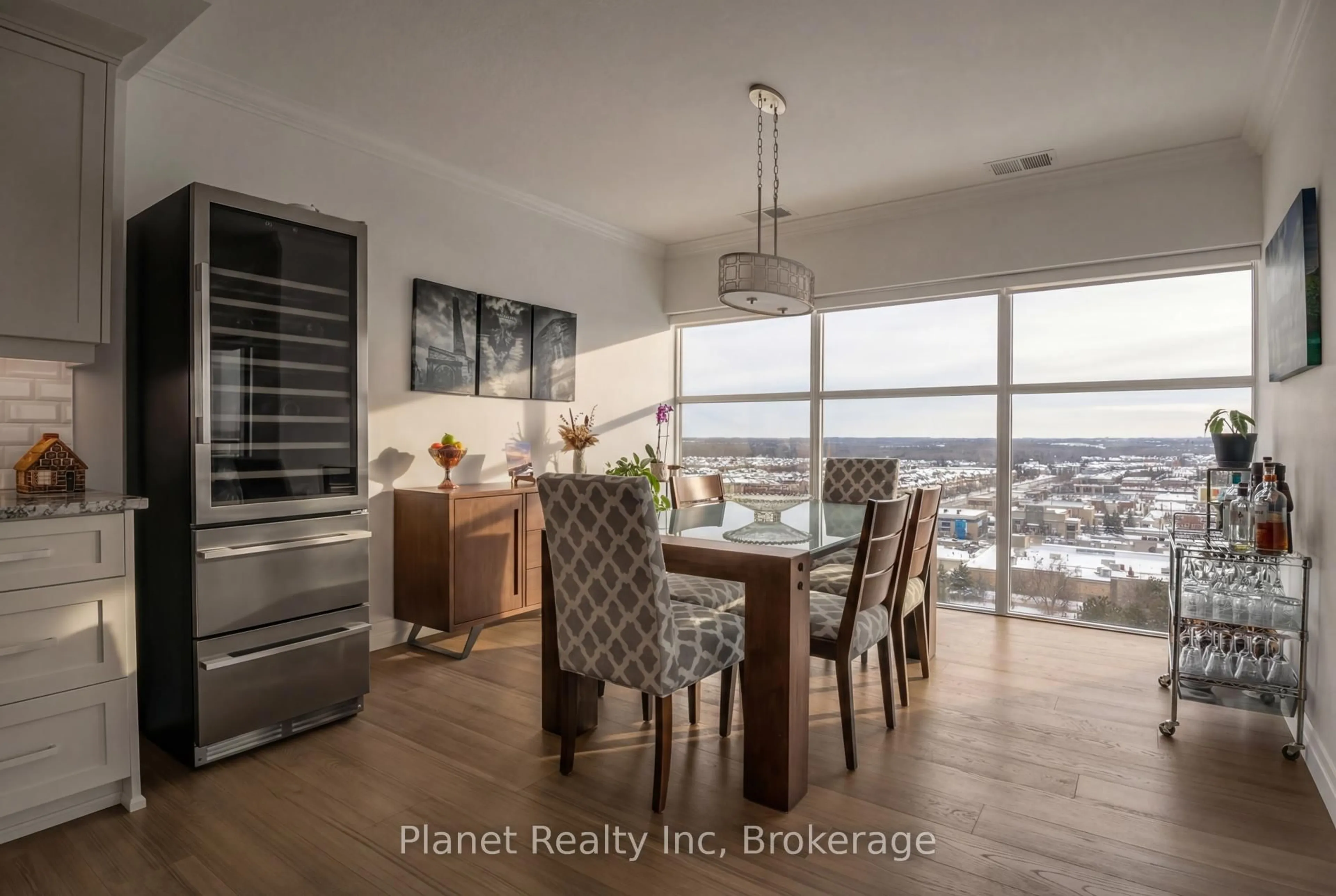 Dining room, wood/laminate floor for 1878 Gordon St #910, Guelph Ontario N1L 0P4